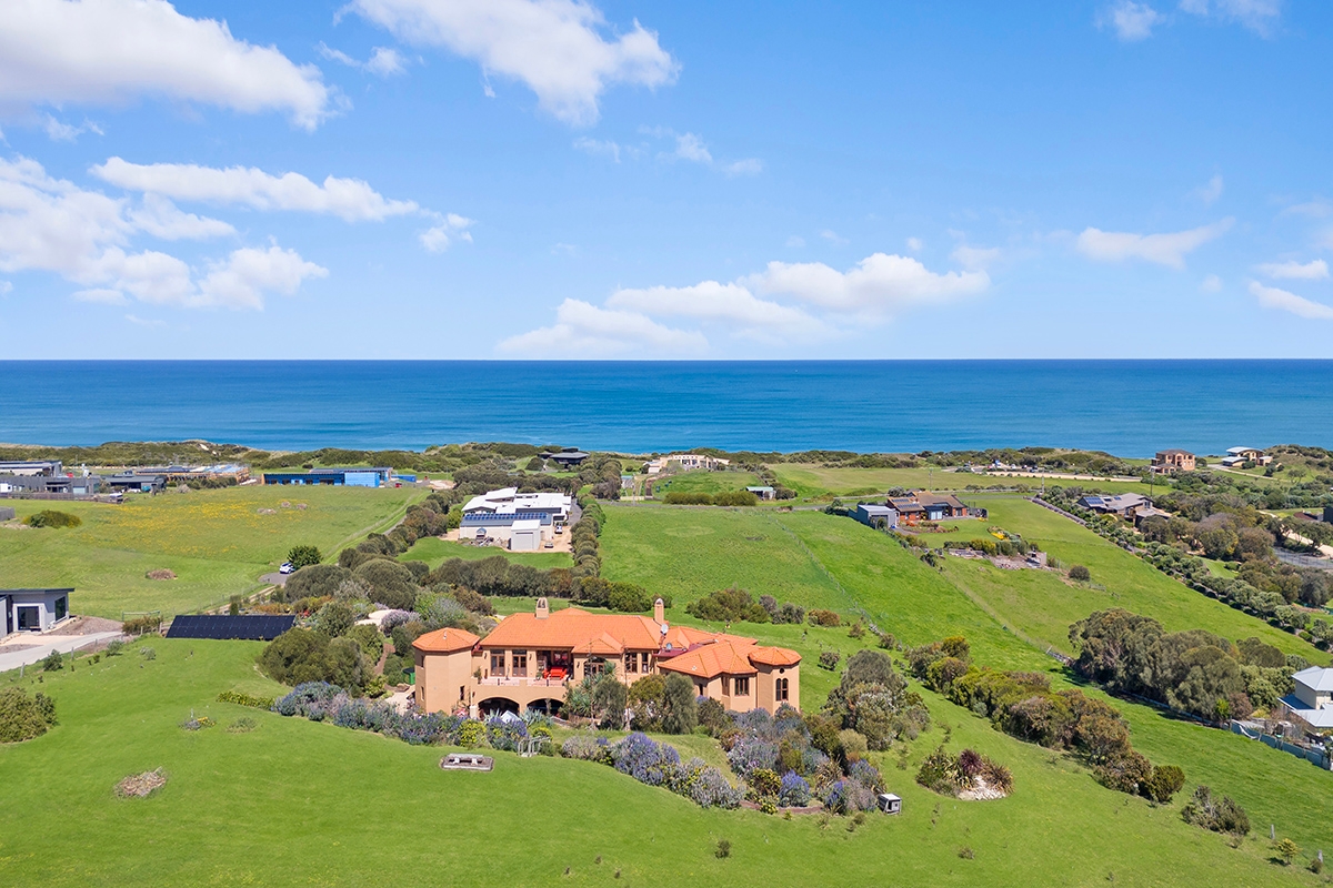 5-bedroom house at 22 Logans Beach Road, Warrnambool, VIC 3280, Warrnambool, Victoria