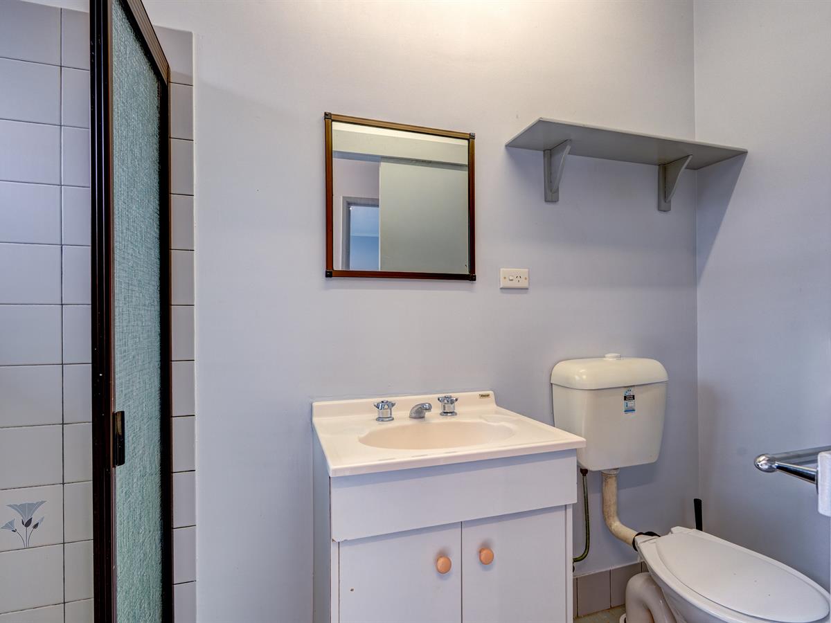 1-bedroom unit at GERALDTON GARDENS 19 1-3 BERGIN ROAD, INNISFAIL ESTATE QLD 4860, Cassowary Coast, Queensland