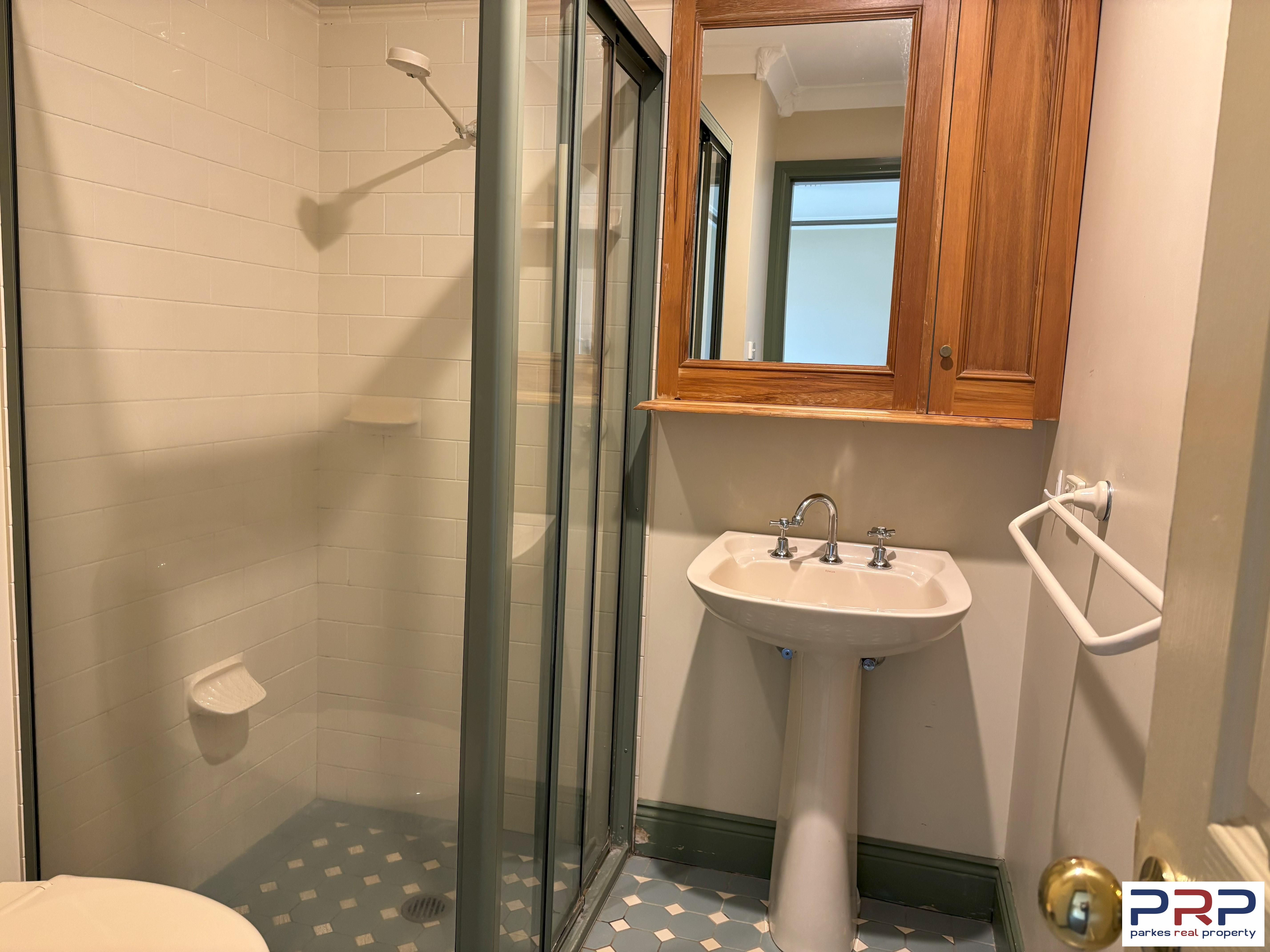 3-bedroom house at 1/4 Friendship Place, Parkes, NSW 2870, Parkes, New South Wales