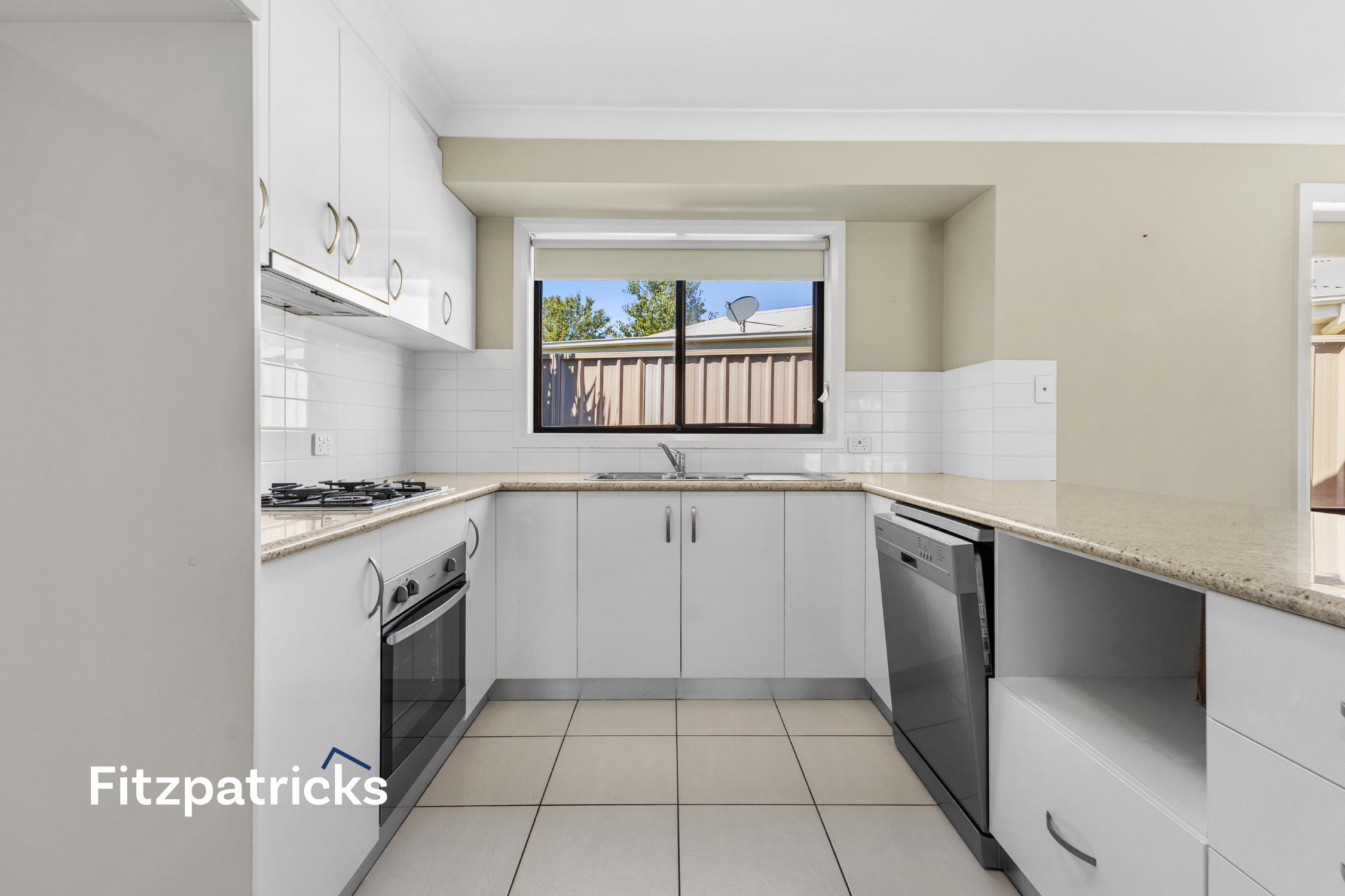 54 MIMA STREET, Glenfield Park NSW 2650 - Image 5