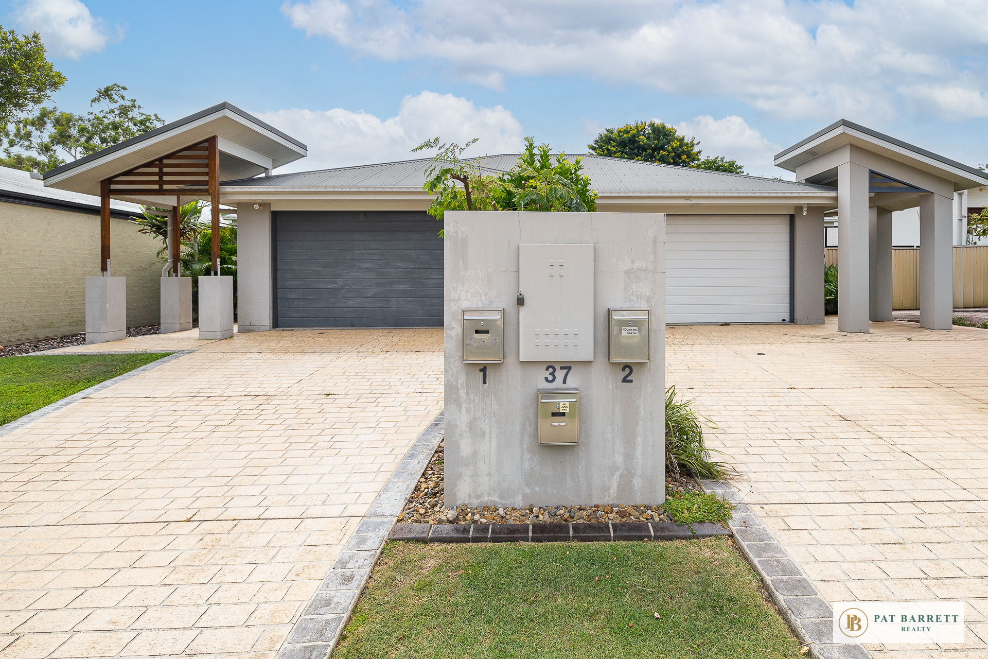 4-bedroom unit at 2 37 HAIG ROAD, BIRKDALE QLD 4159, Redland, Queensland