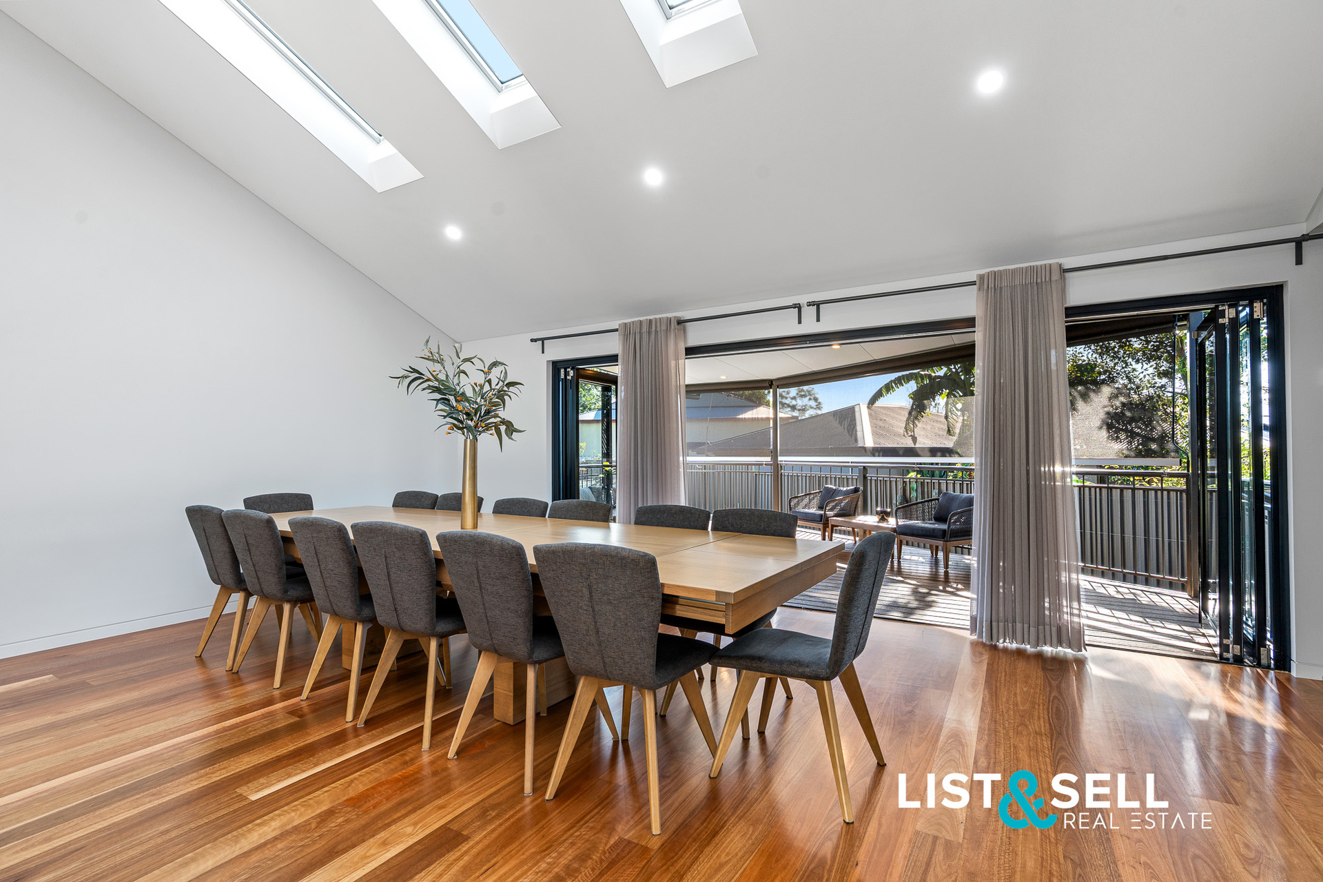 5-bedroom house at 14 MISIMA PLACE, Glenfield NSW 2167, Campbelltown (Nsw), New South Wales