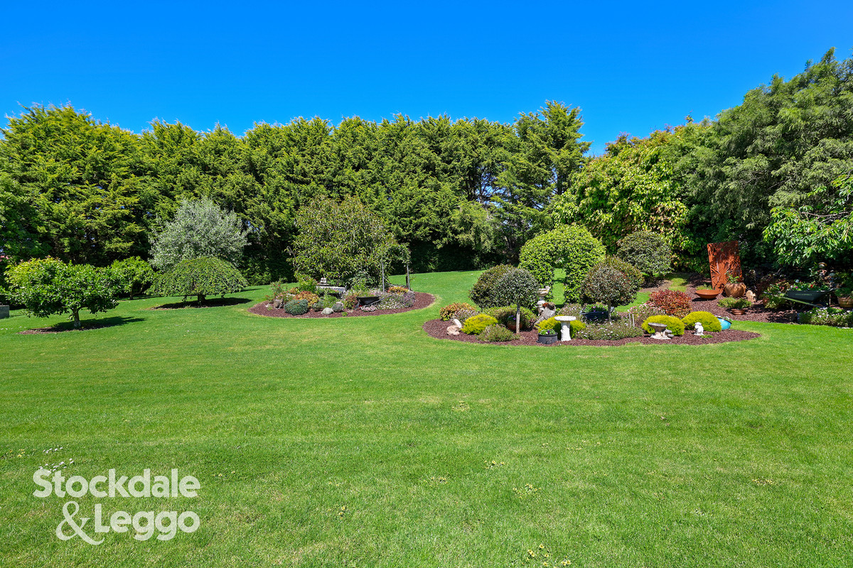 5-bedroom house at 6 Josephine Crescent, Mirboo North, VIC 3871, South Gippsland, Victoria