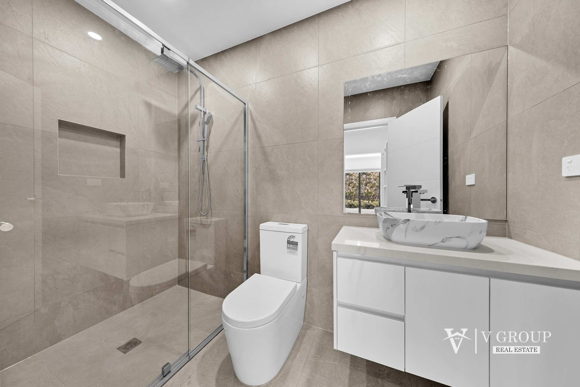 3-bedroom unit at 3/20 Featherpark Way, Craigieburn, VIC 3064, Hume, Victoria