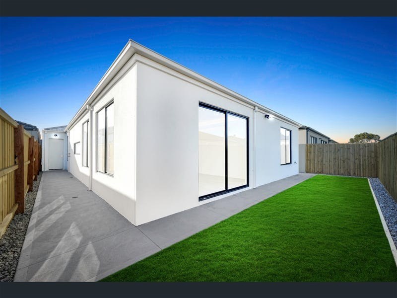 1/6 Jatala Rise, Narre Warren North, Vic, 3804 - Image 6