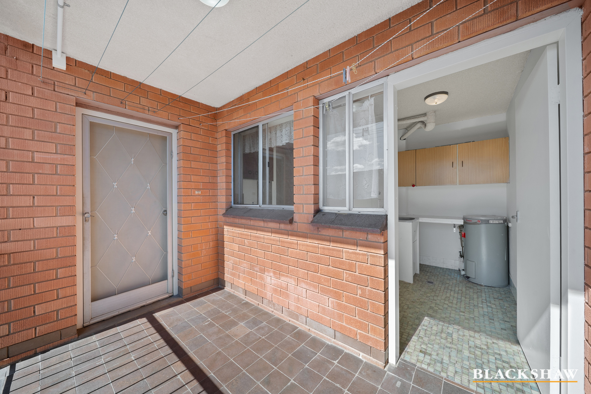 14 15 CREST ROAD, CRESTWOOD NSW 2620 - Image 8