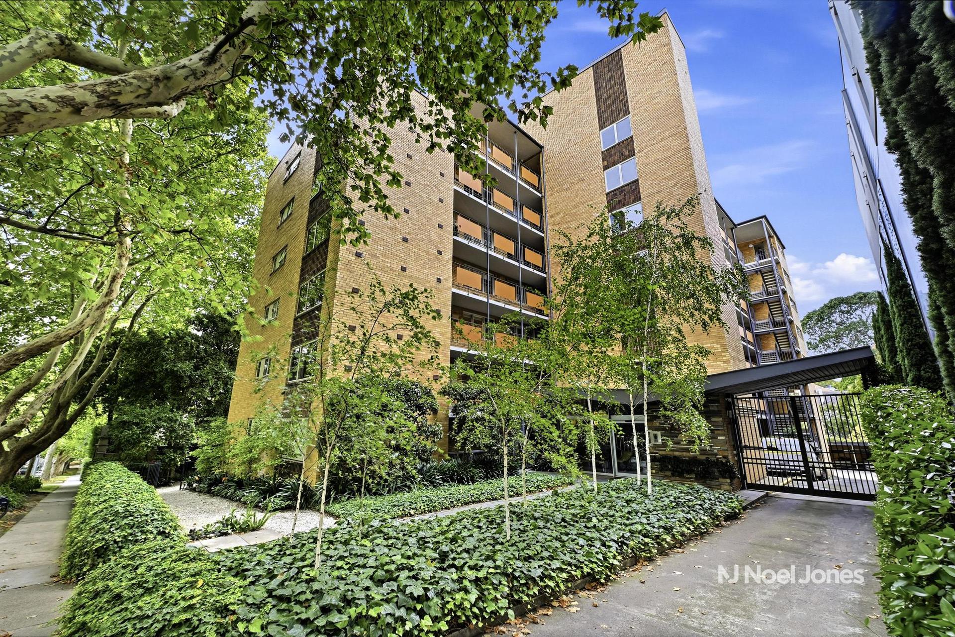 9/740 Orrong Road, Toorak, VIC 3142 - Image 8