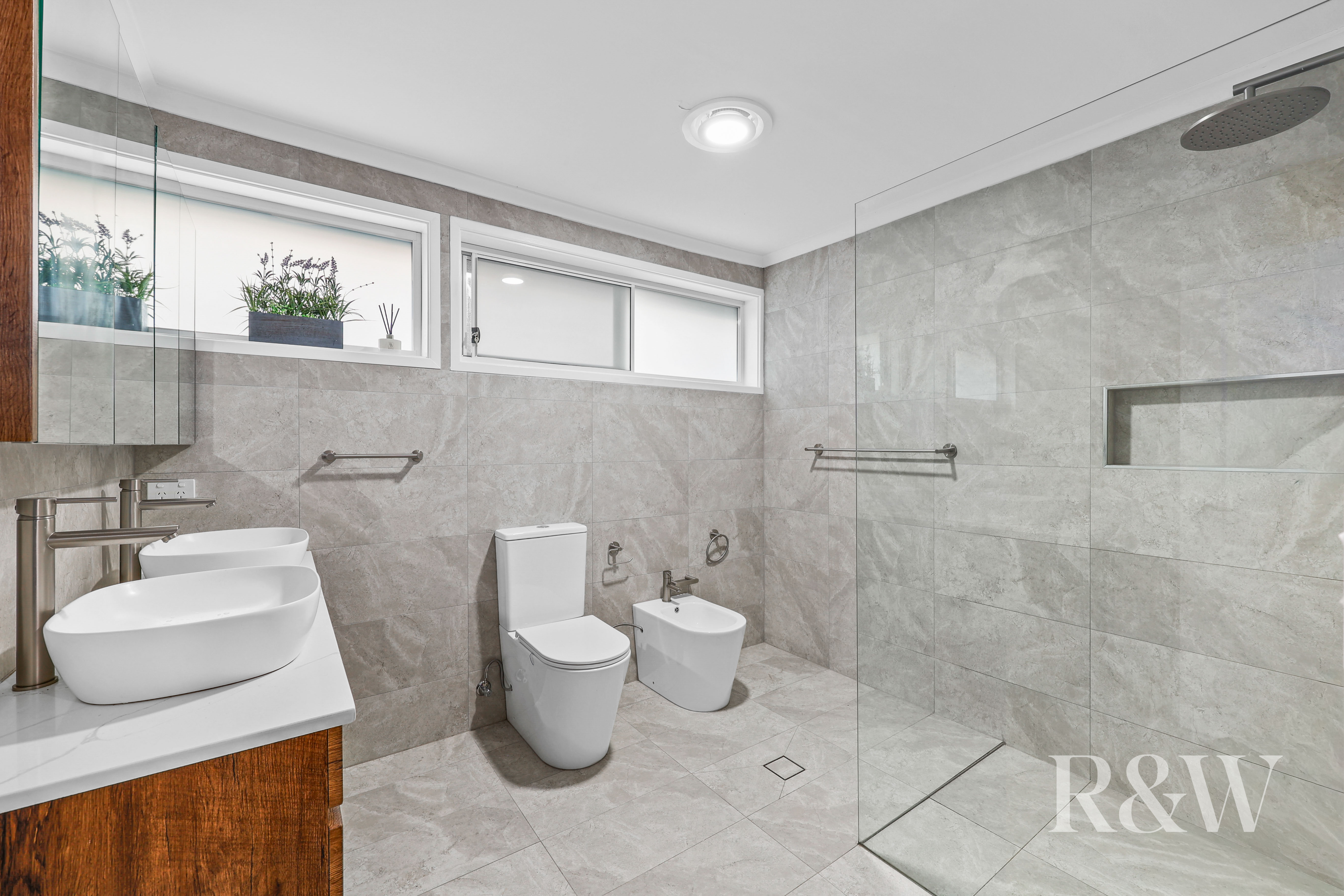 3 OMARU CRESCENT, Bradbury NSW 2560 - Image 10