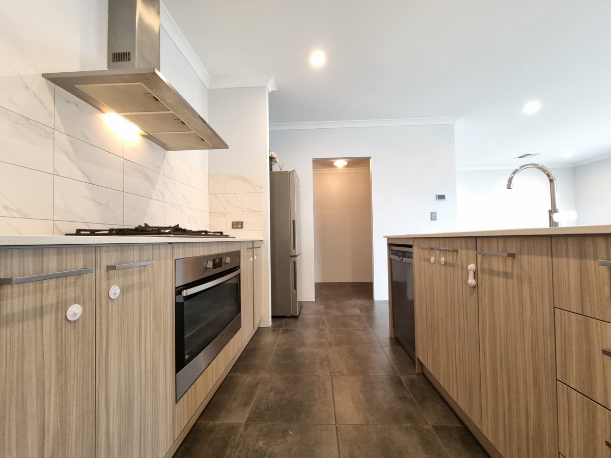 26 Korrinup Street, Haynes WA 6112 - Image 7