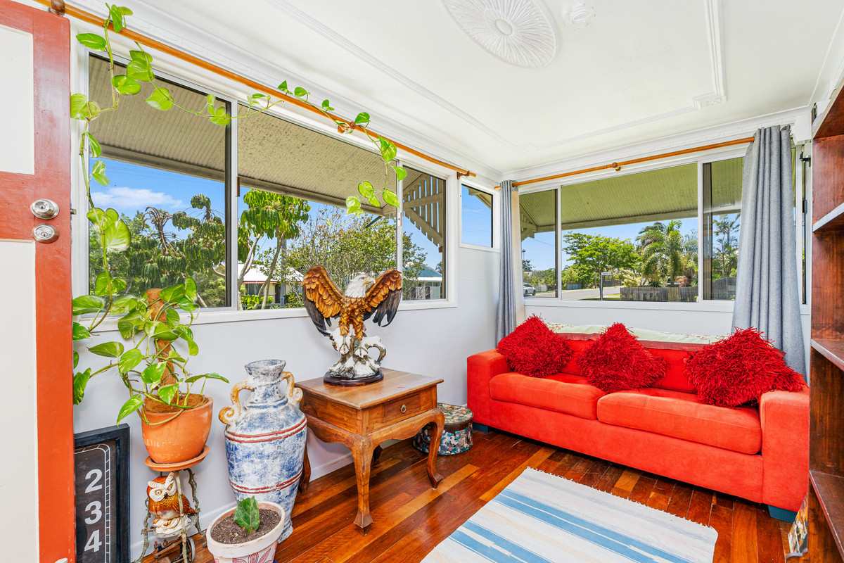 62 DAYMAN STREET, Urangan QLD 4655 - Image 8