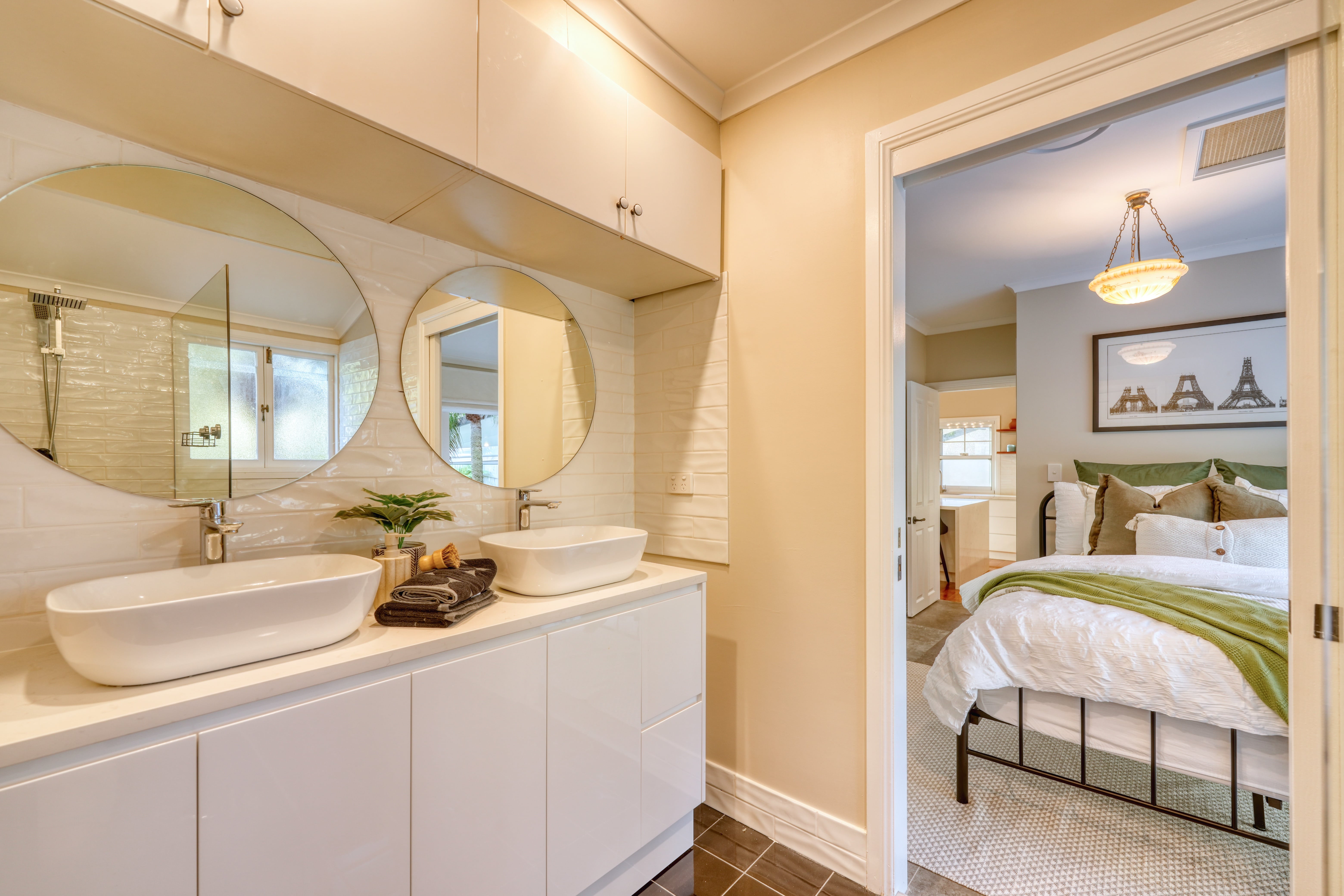 5-bedroom house at 30 NICKLIN STREET, Coorparoo QLD 4151, , Queensland