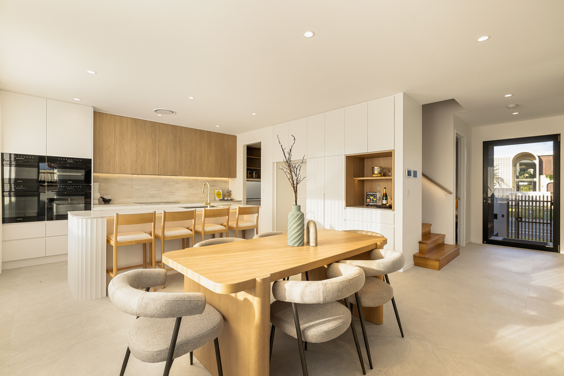5 RIO VISTA BOULEVARD, Broadbeach Waters QLD 4218 - Image 5