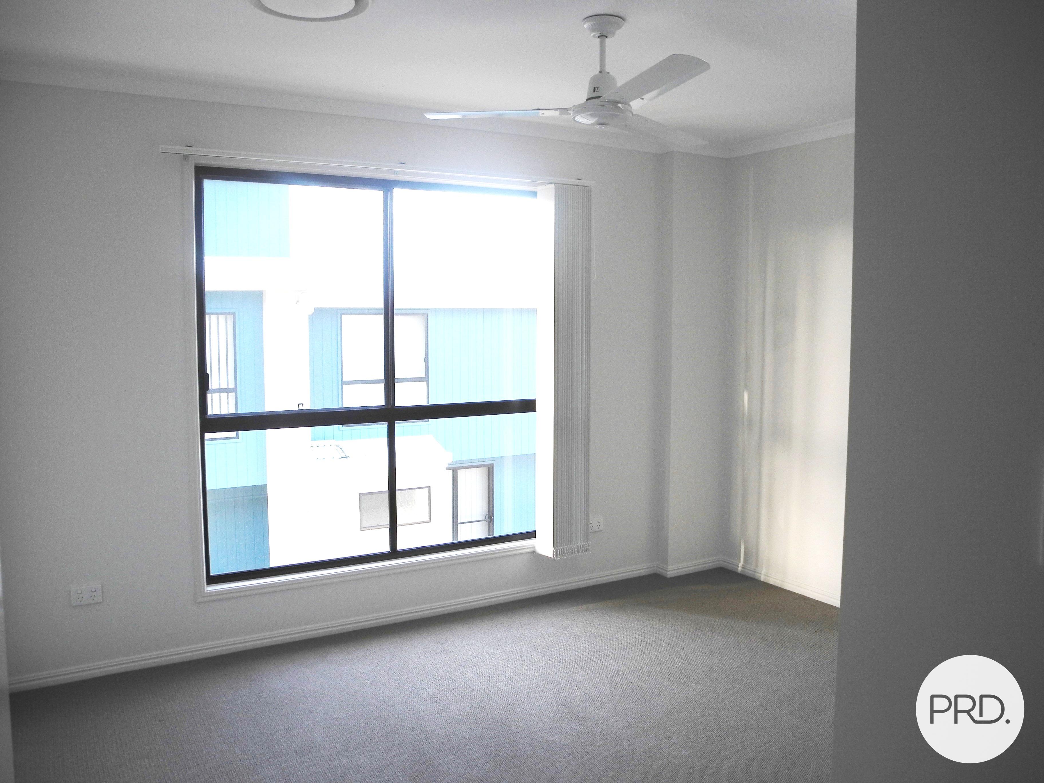 2 10 ARTHUR STREET, BOYNE ISLAND QLD 4680 - Image 6