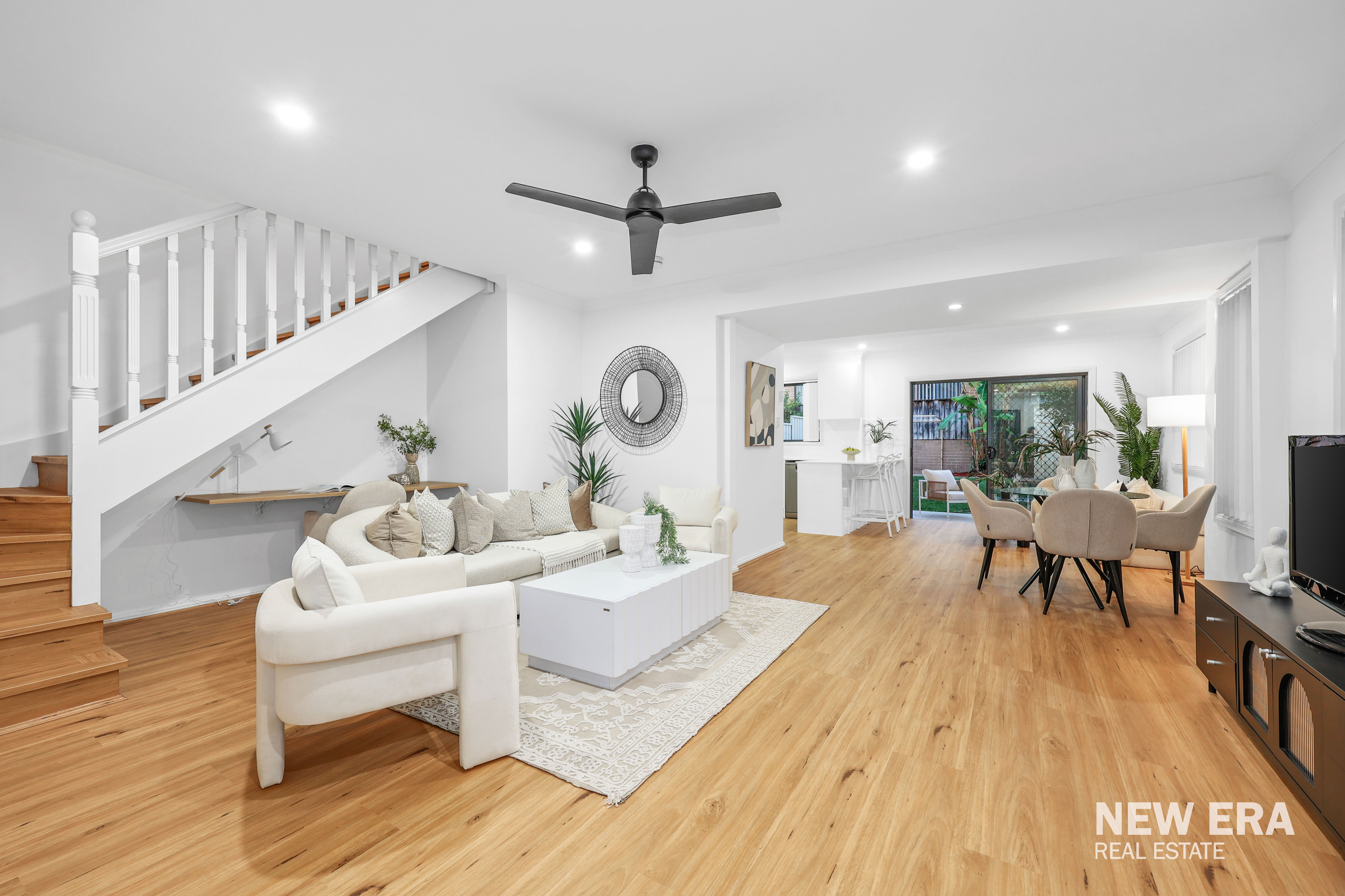 1/164A Targo Road, Girraween, NSW 2145 - Image 3