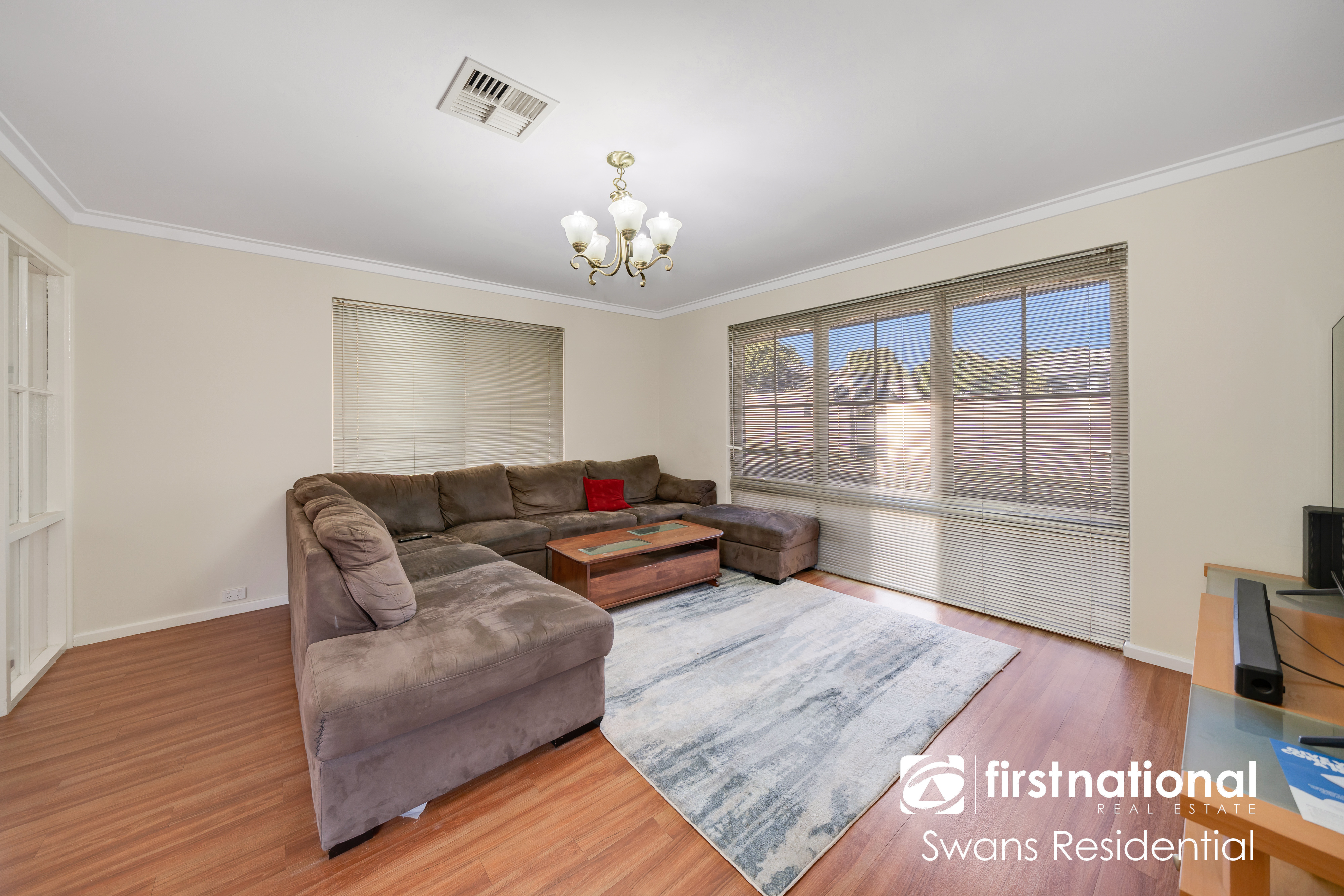 36 ABBOTT WAY, Swan View WA 6056 - Image 9