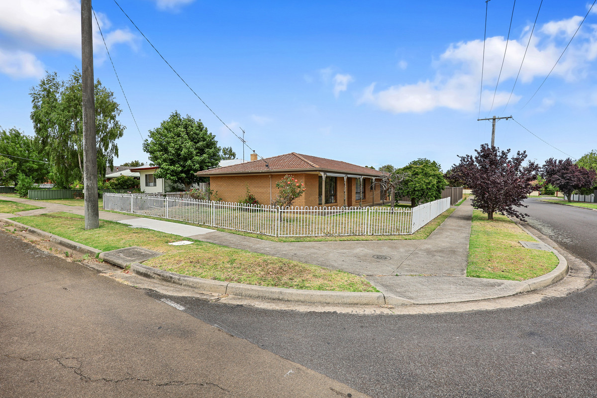 10 Strachan Street, Hamilton, VIC 3300 - Image 10