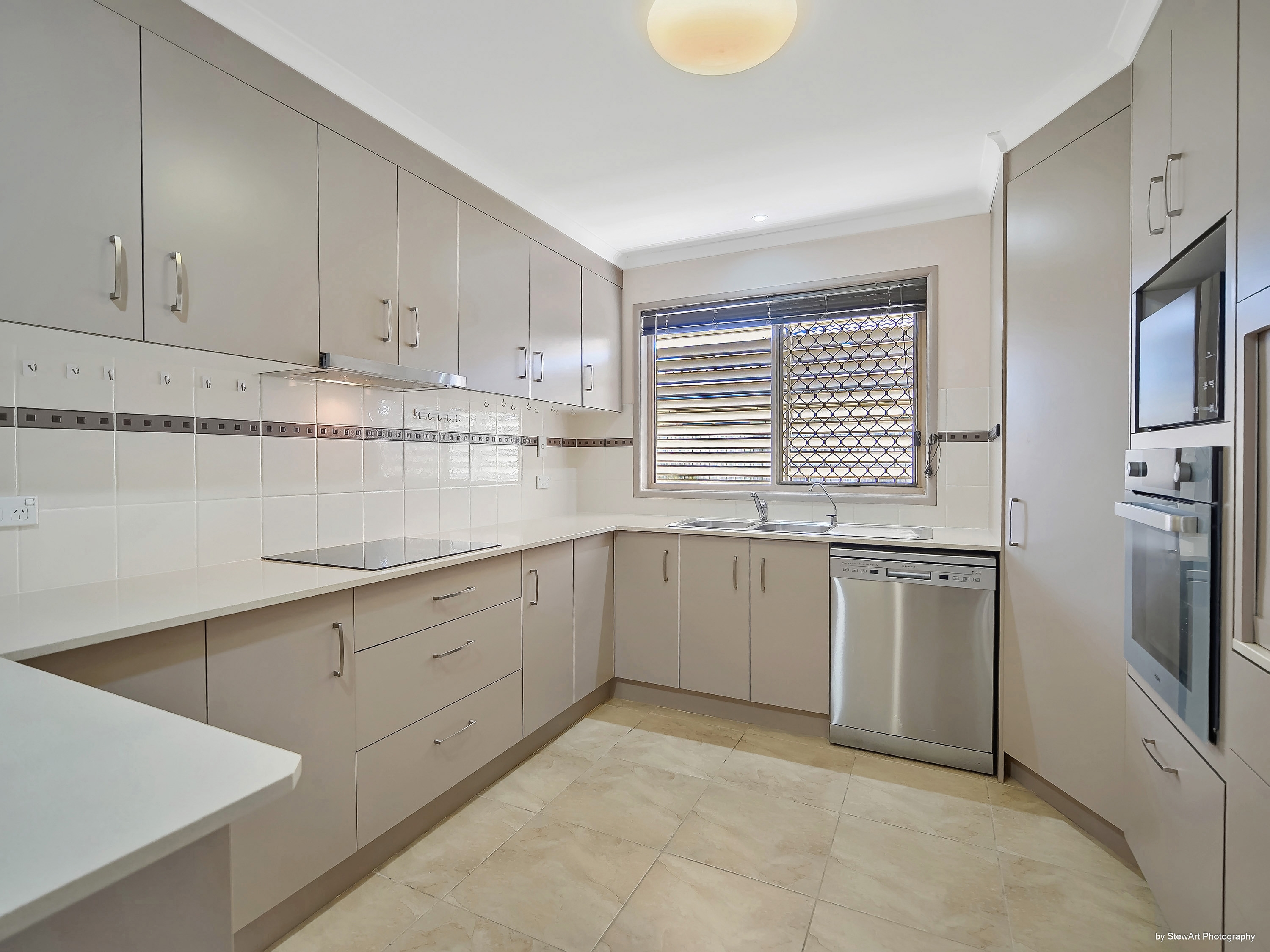 38 Emerald Park Way, Urangan, Qld, 4655 - Image 7