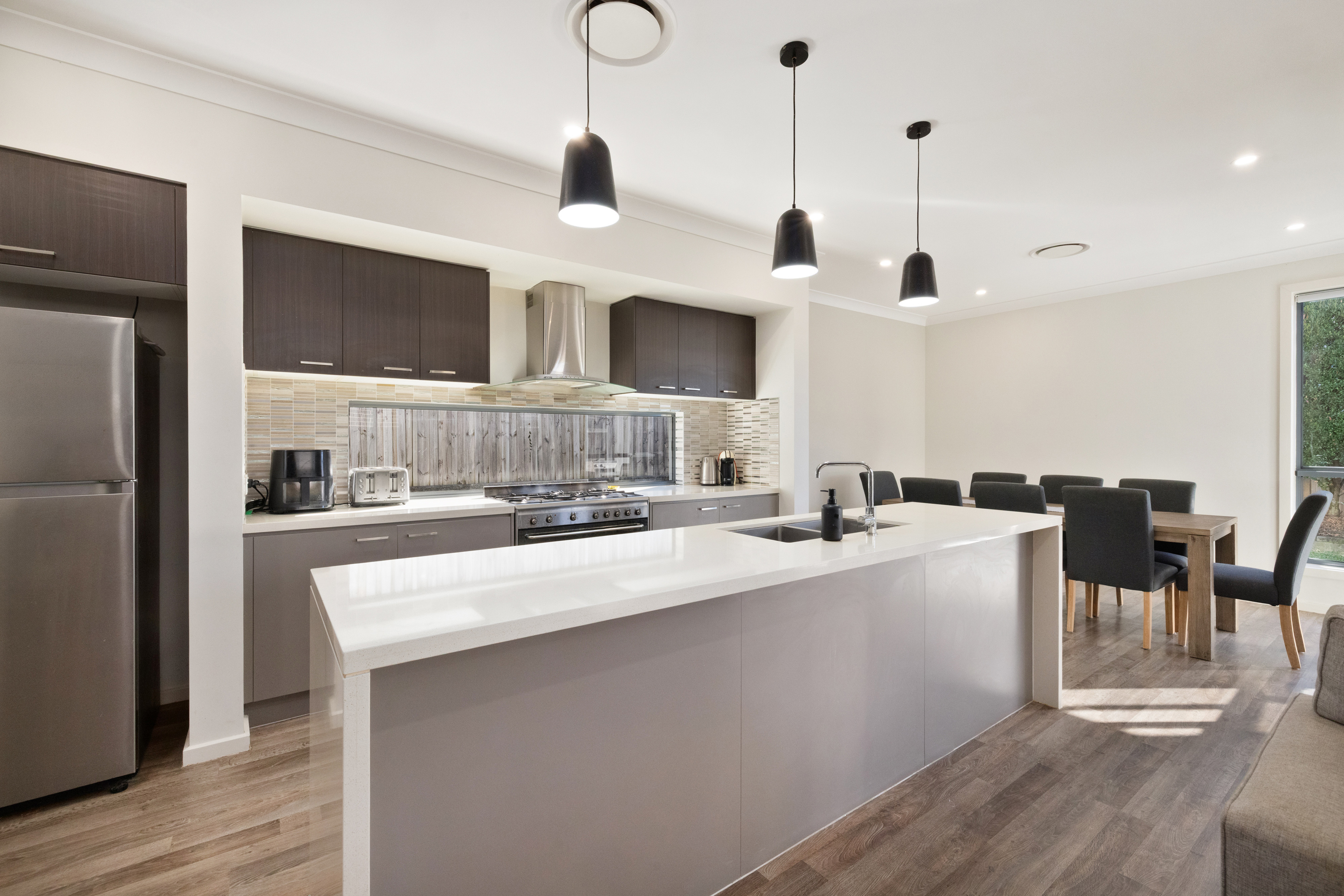 6 Orchard Street, Warriewood, Nsw, 2102 - Image 2