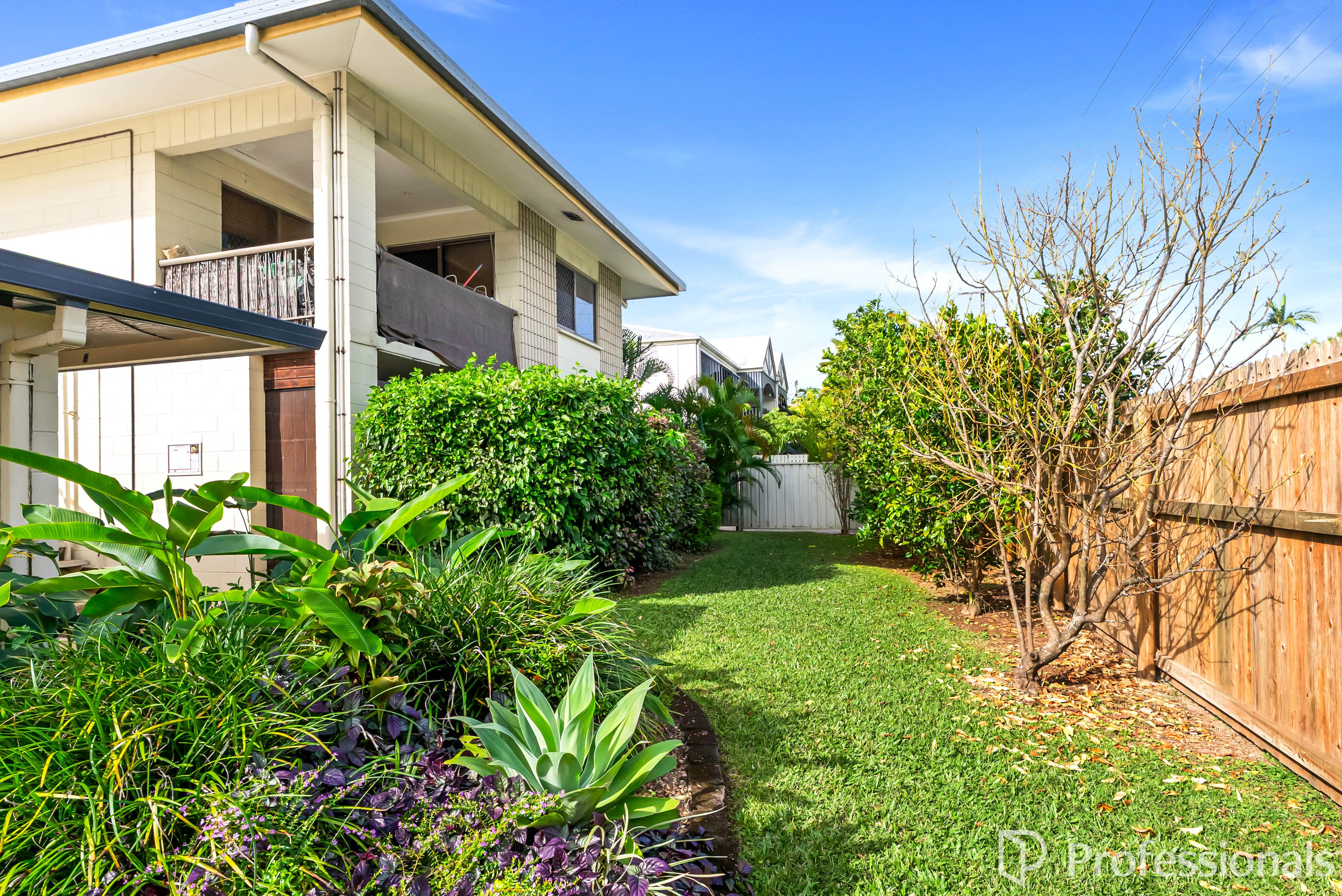 4 18 JENSEN STREET, MANOORA QLD 4870 - Image 3