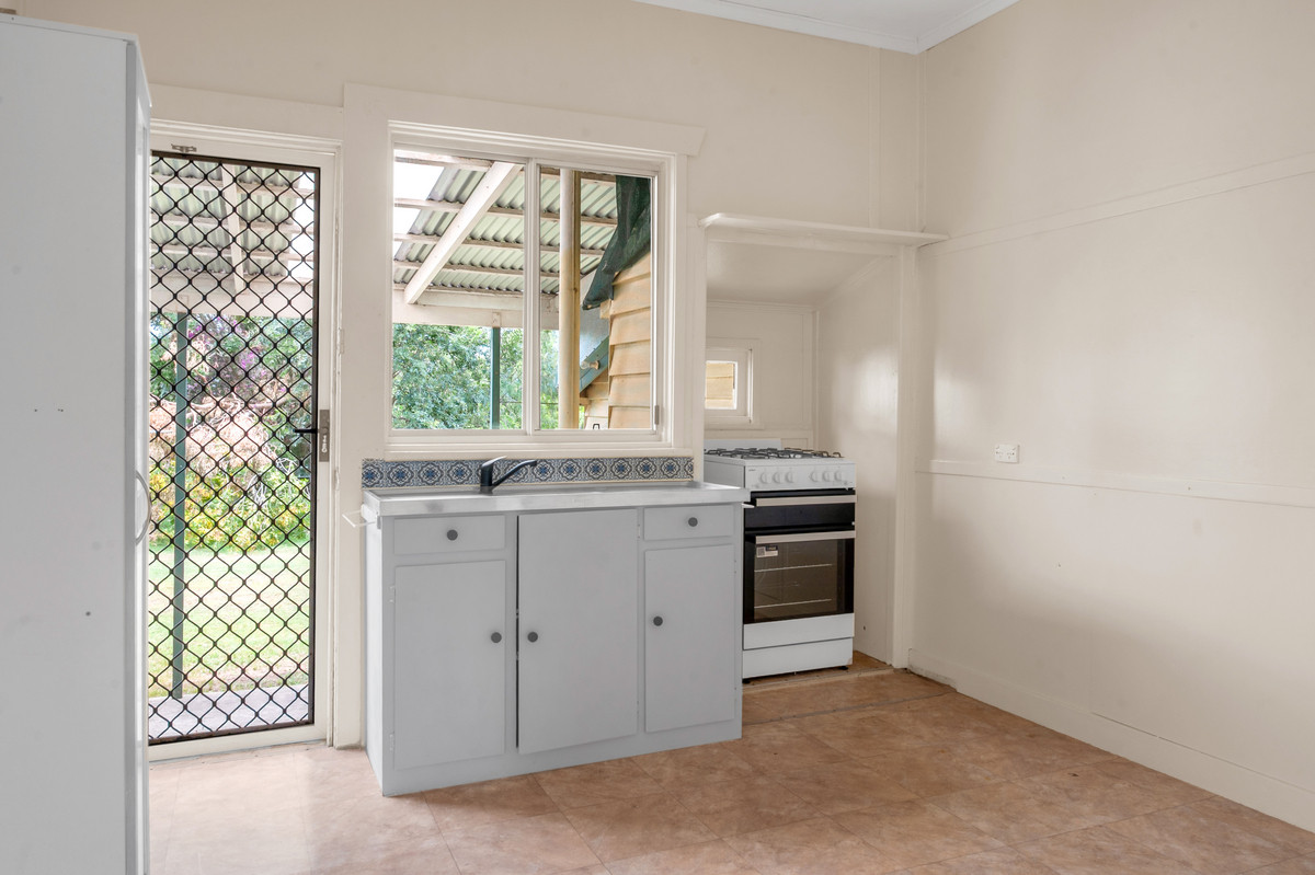 2-bedroom house at 24 MARSHALL STREET, Warwick QLD 4370, Southern Downs, Queensland