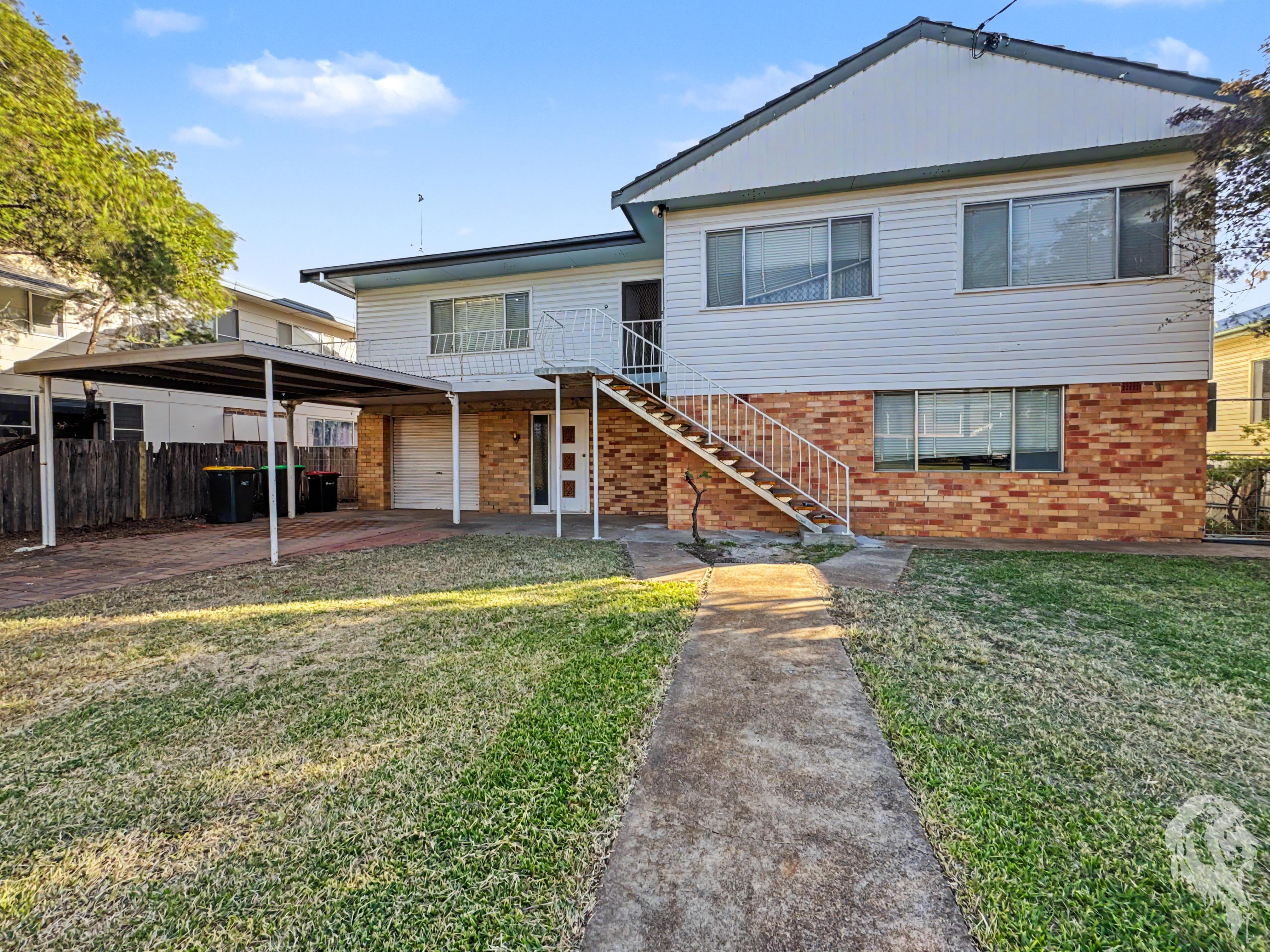 9 DELANEY AVENUE, Narrabri NSW 2390 - Image 1
