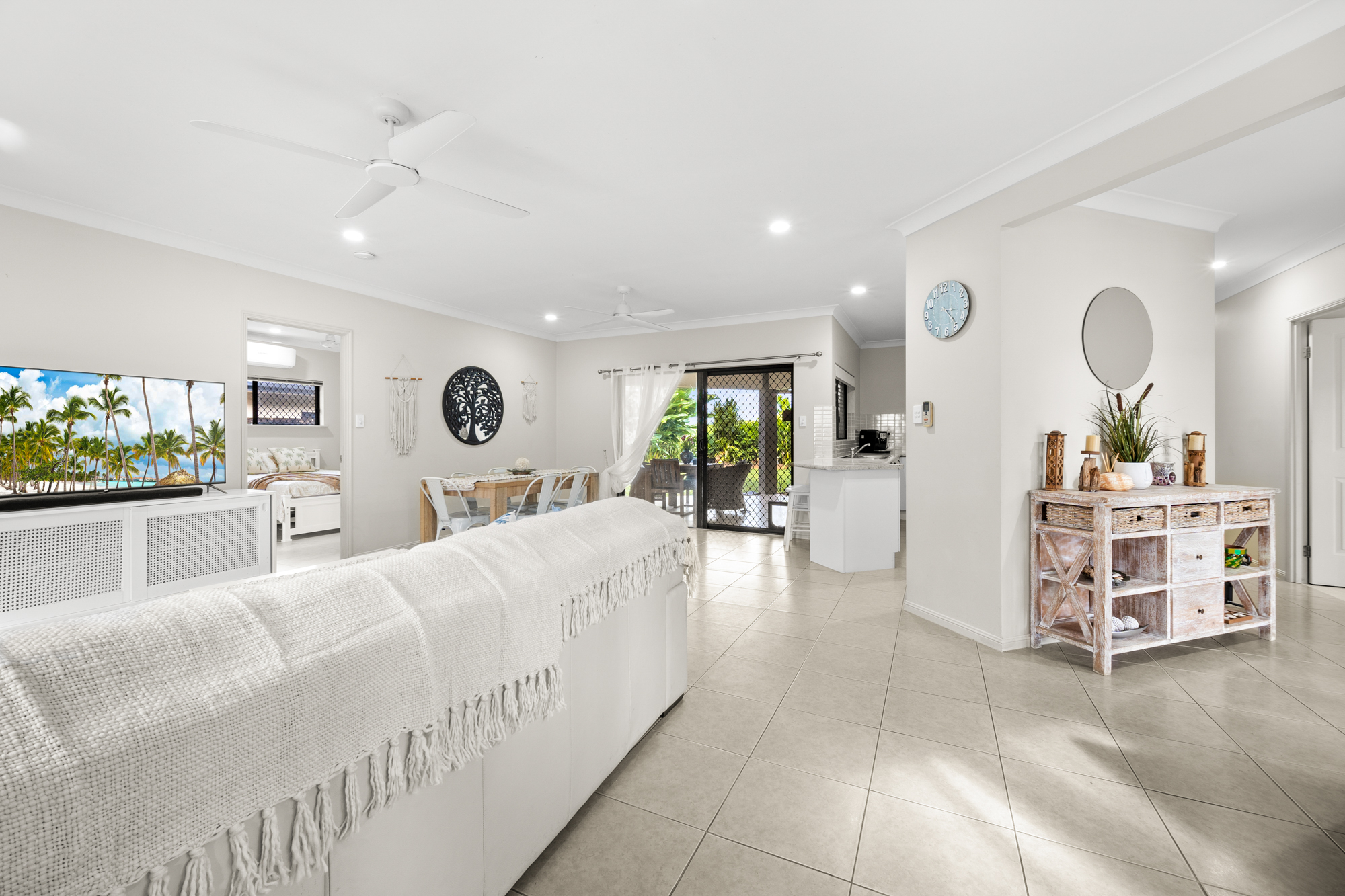 2 BARRAMULLA CLOSE, Edmonton QLD 4869 - Image 6
