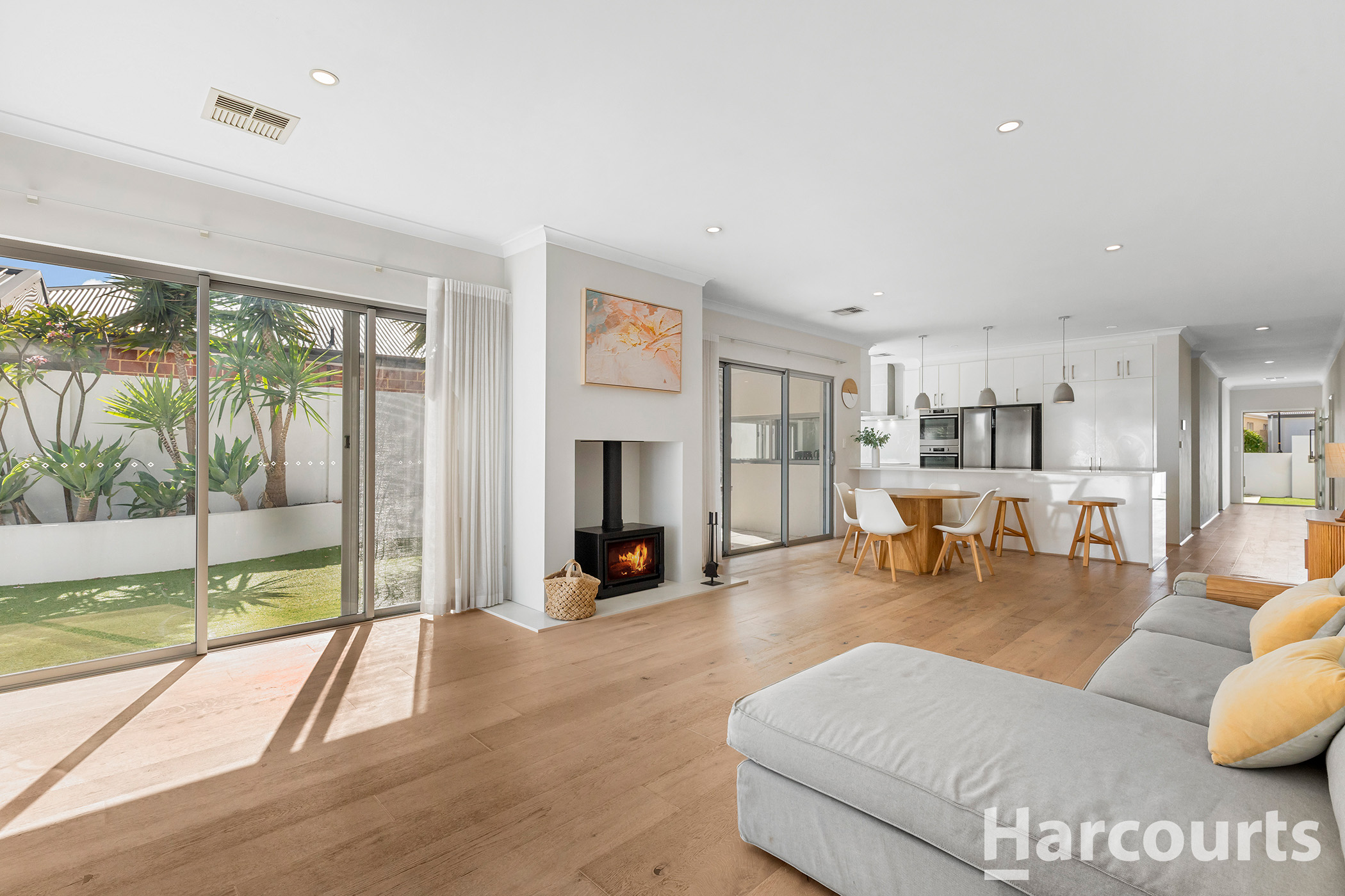 57 BUCKINGHAM DRIVE, Wannanup WA 6210 - Image 7