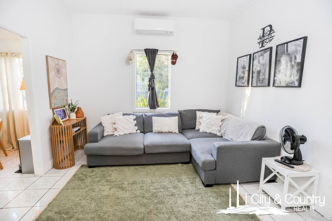 30 Buckley Avenue, Parkside QLD 4825 - Image 1