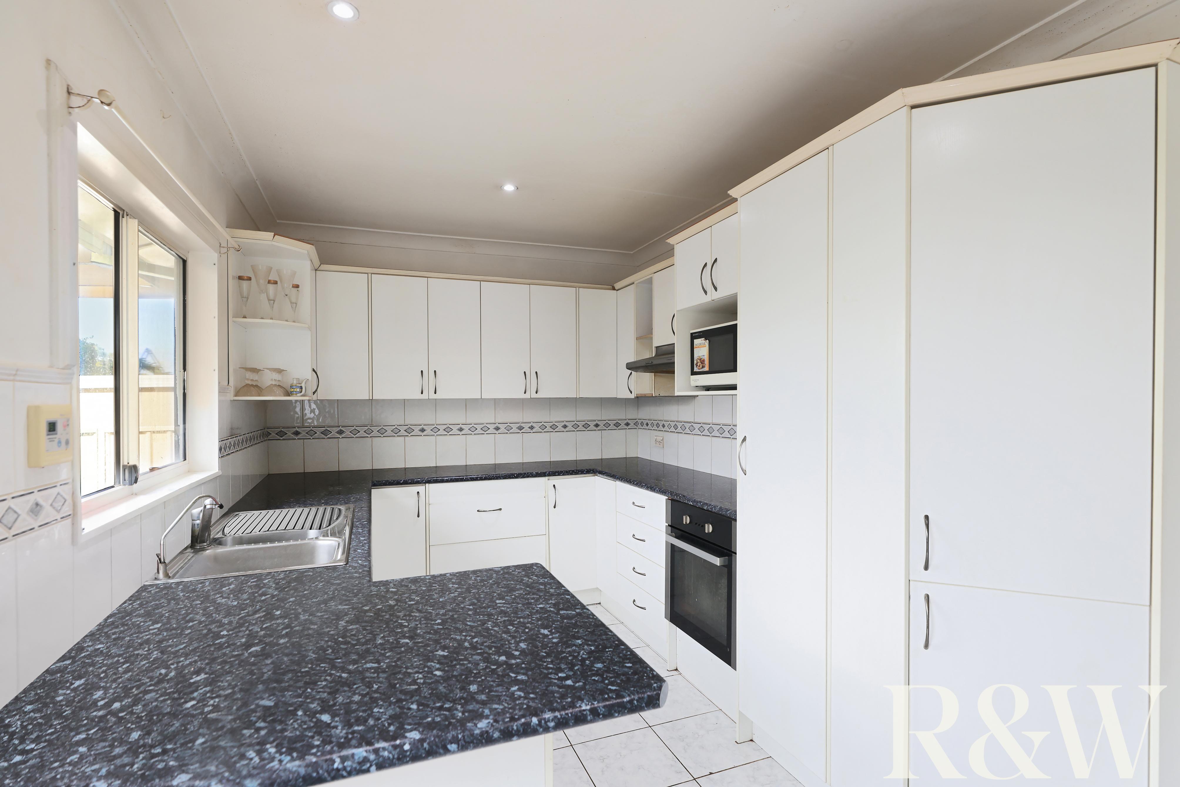 15 HALINDA STREET, Whalan NSW 2770 - Image 5