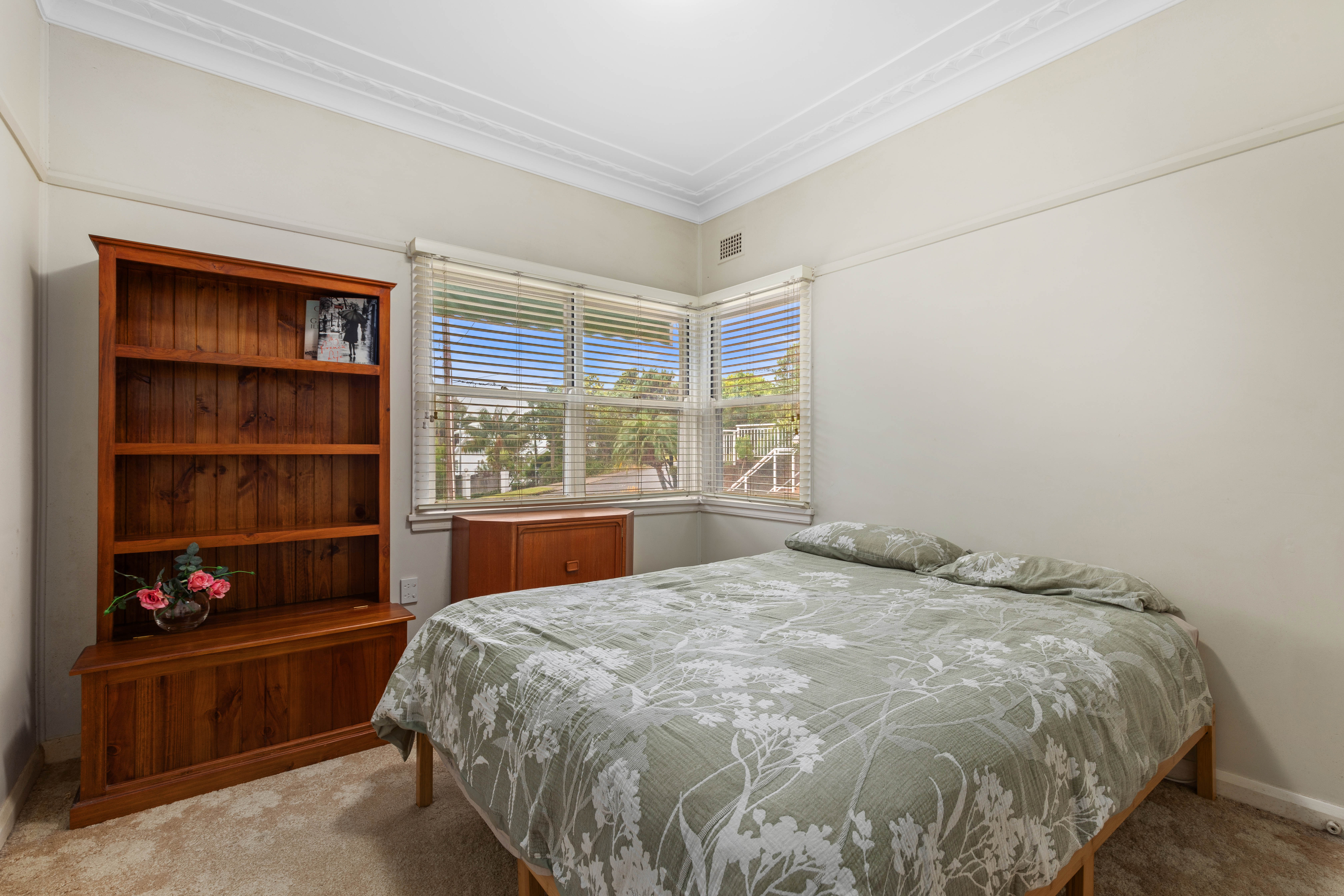 15 LLEWELLYN STREET, Oatley NSW 2223 - Image 10