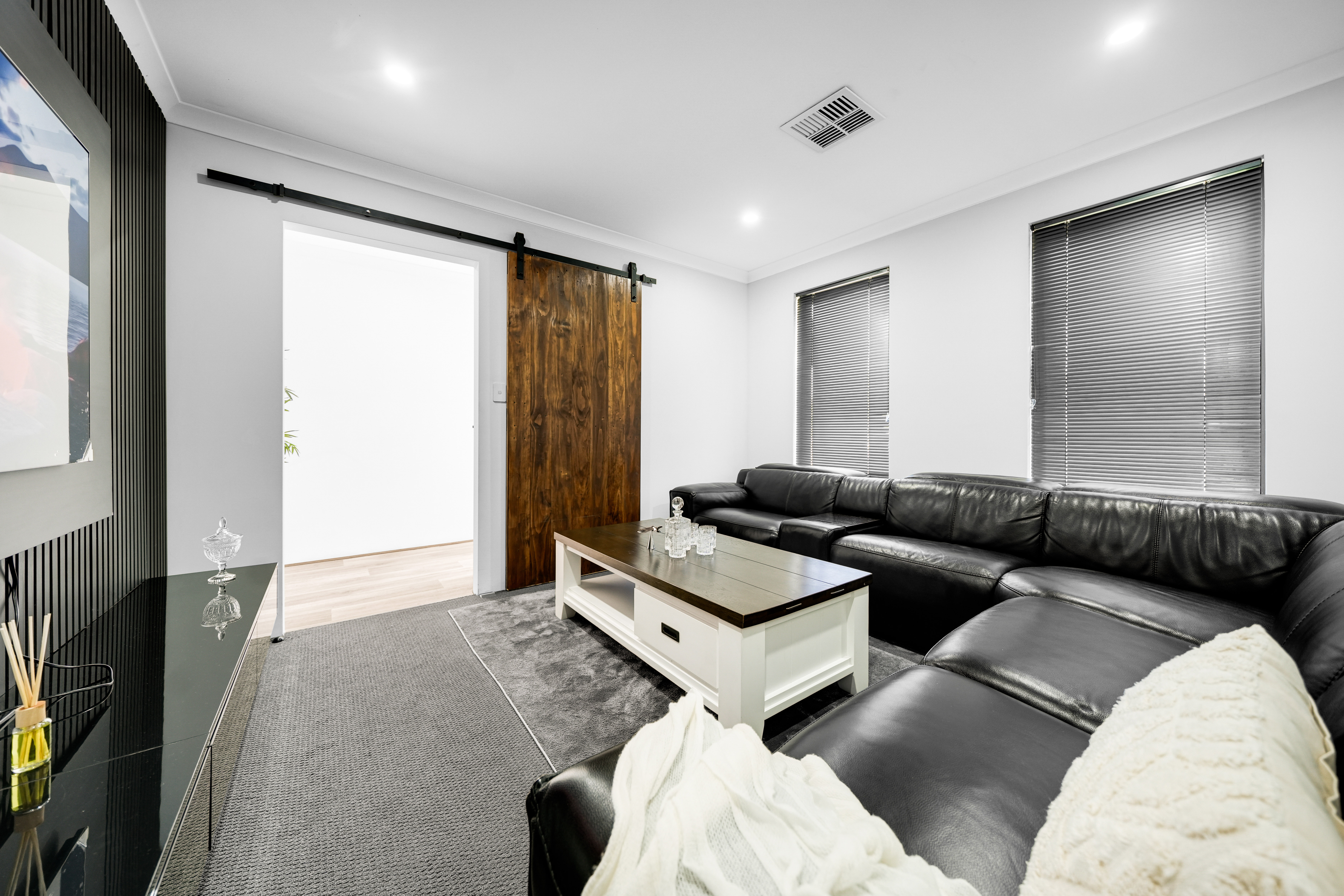 14 PINNER STREET, Dayton WA 6055 - Image 2