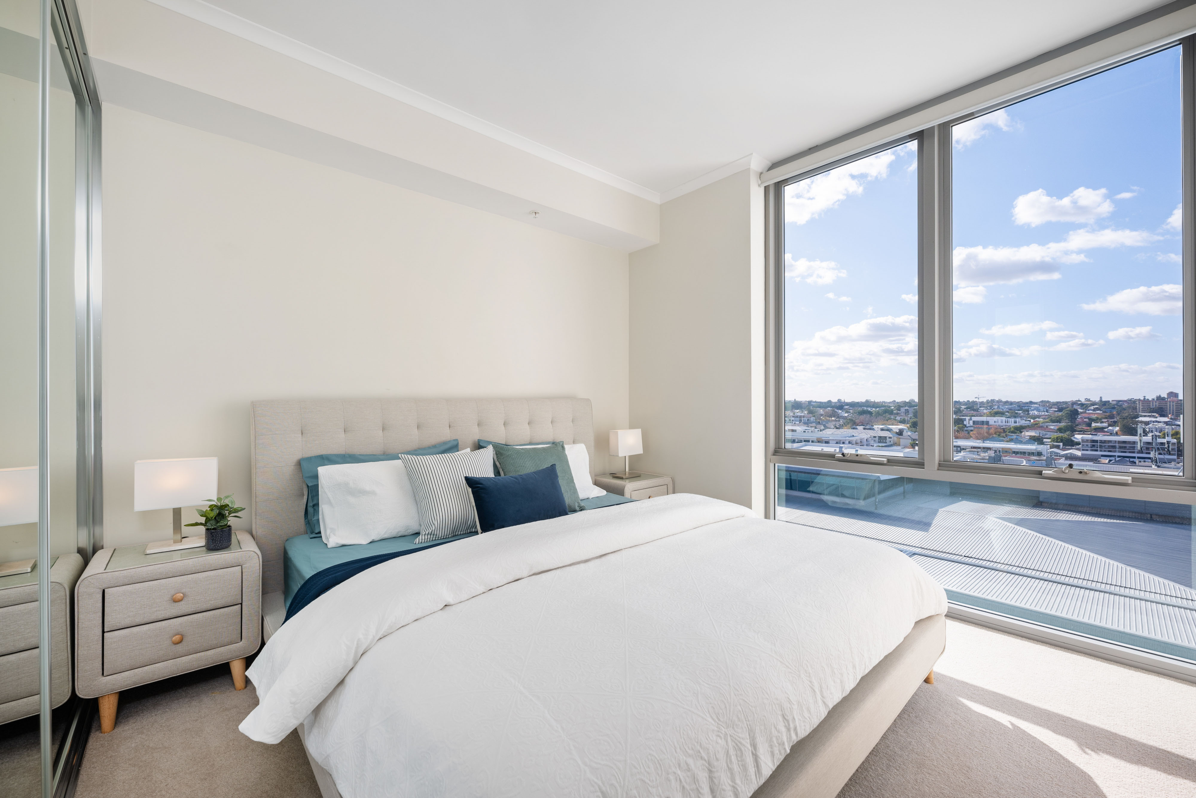 140/15 Aberdeen Street, Perth, WA 6000 - Image 7