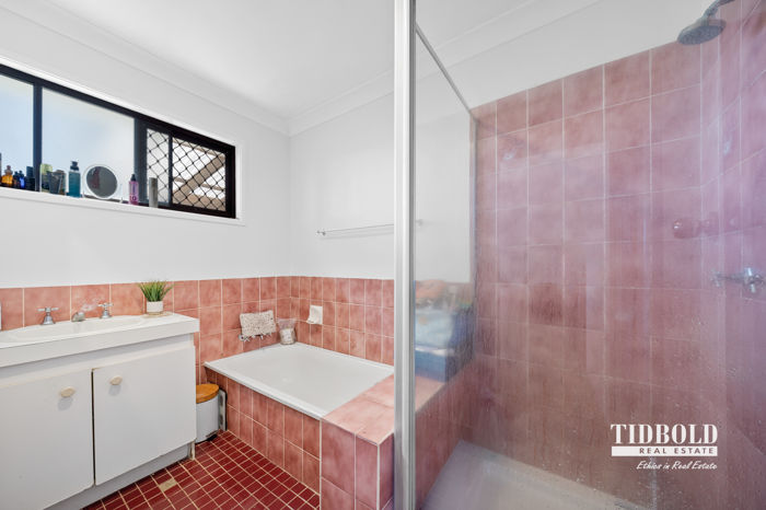 3-bedroom house at 8 Holly Road, Victoria Point, QLD 4165, Redland, Queensland