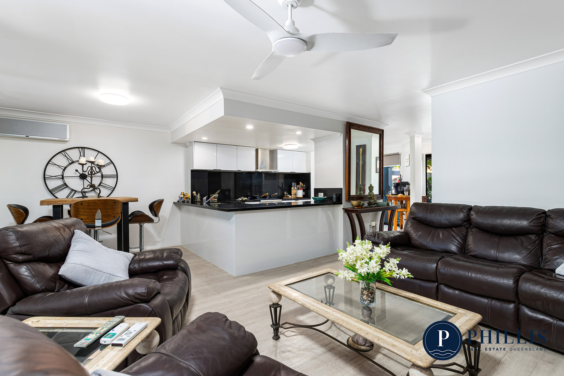 2/19 Santa Barbara Road, Hope Island, QLD 4212 - Image 5