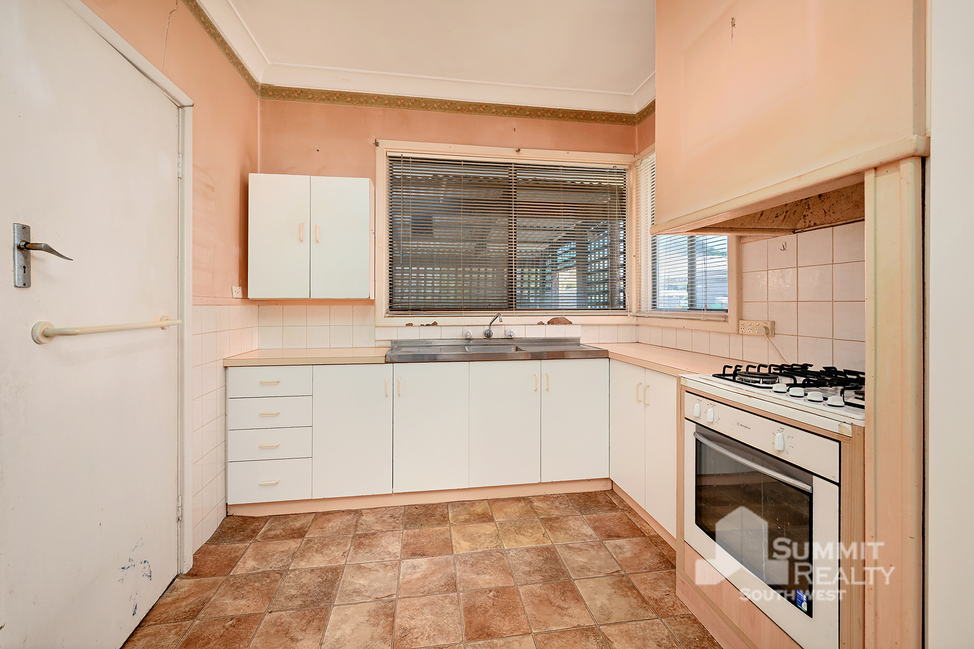 7 Bright Street, Carey Park, WA 6230 - Image 6