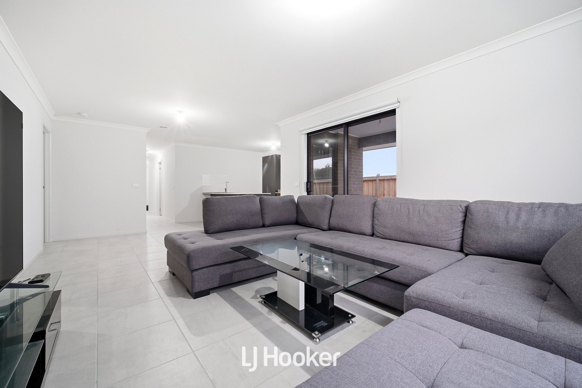 47 Patrobas Loop, Cranbourne East, Vic, 3977 - Image 5