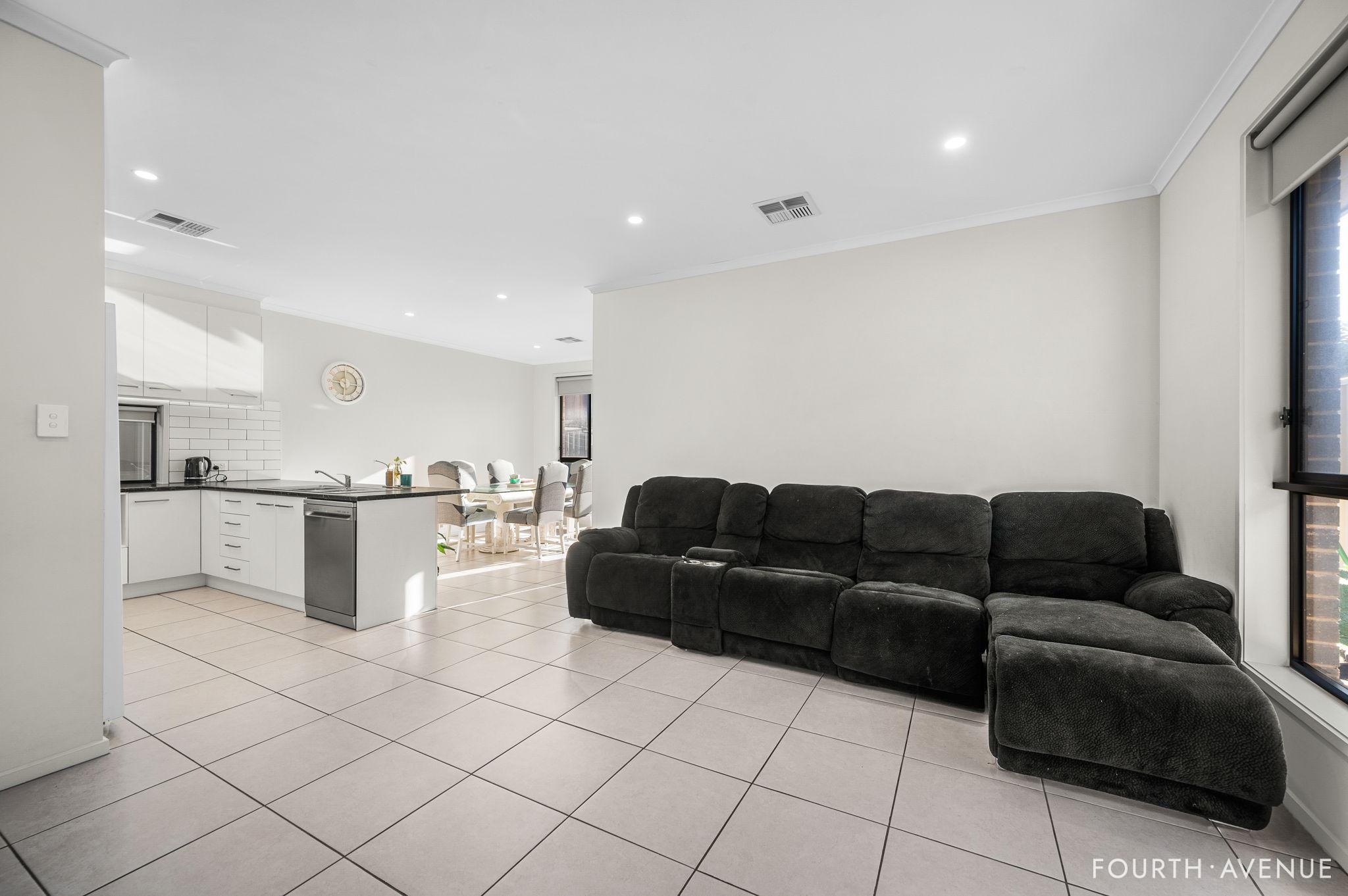 20 BONHAM CRESCENT, Munno Para West SA 5115 - Image 3