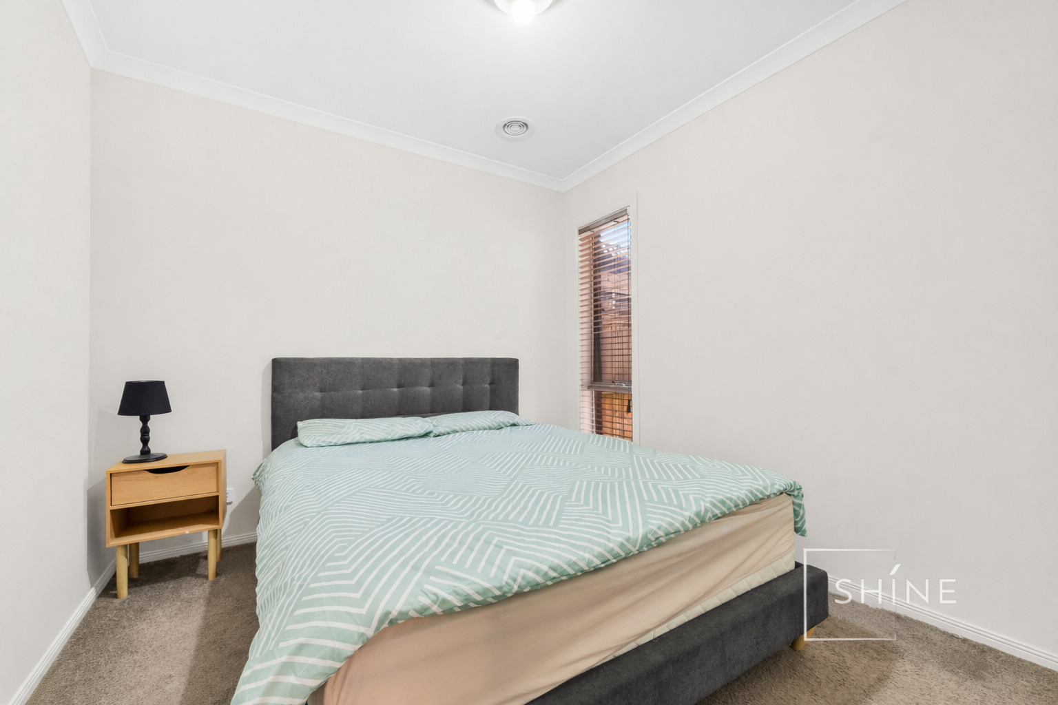 5 Autumn Fields Drive, Cranbourne North, VIC 3977 - Image 5