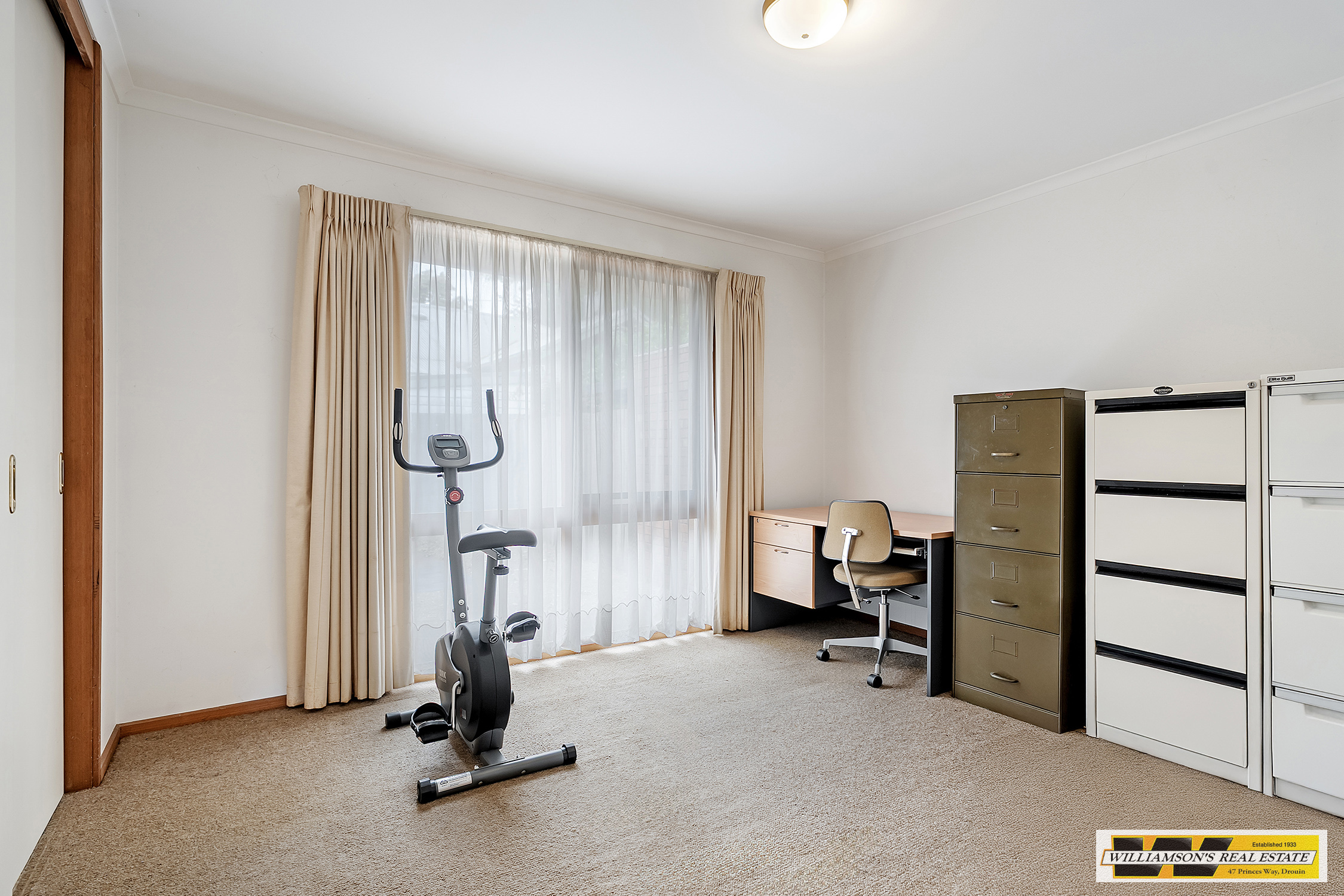 2/11 Bowen Street, Warragul, VIC 3820 - Image 8