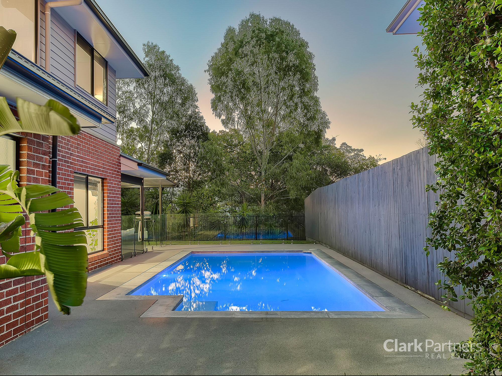 113 KINGFISHER DRIVE, Upper Kedron QLD 4055 - Image 2