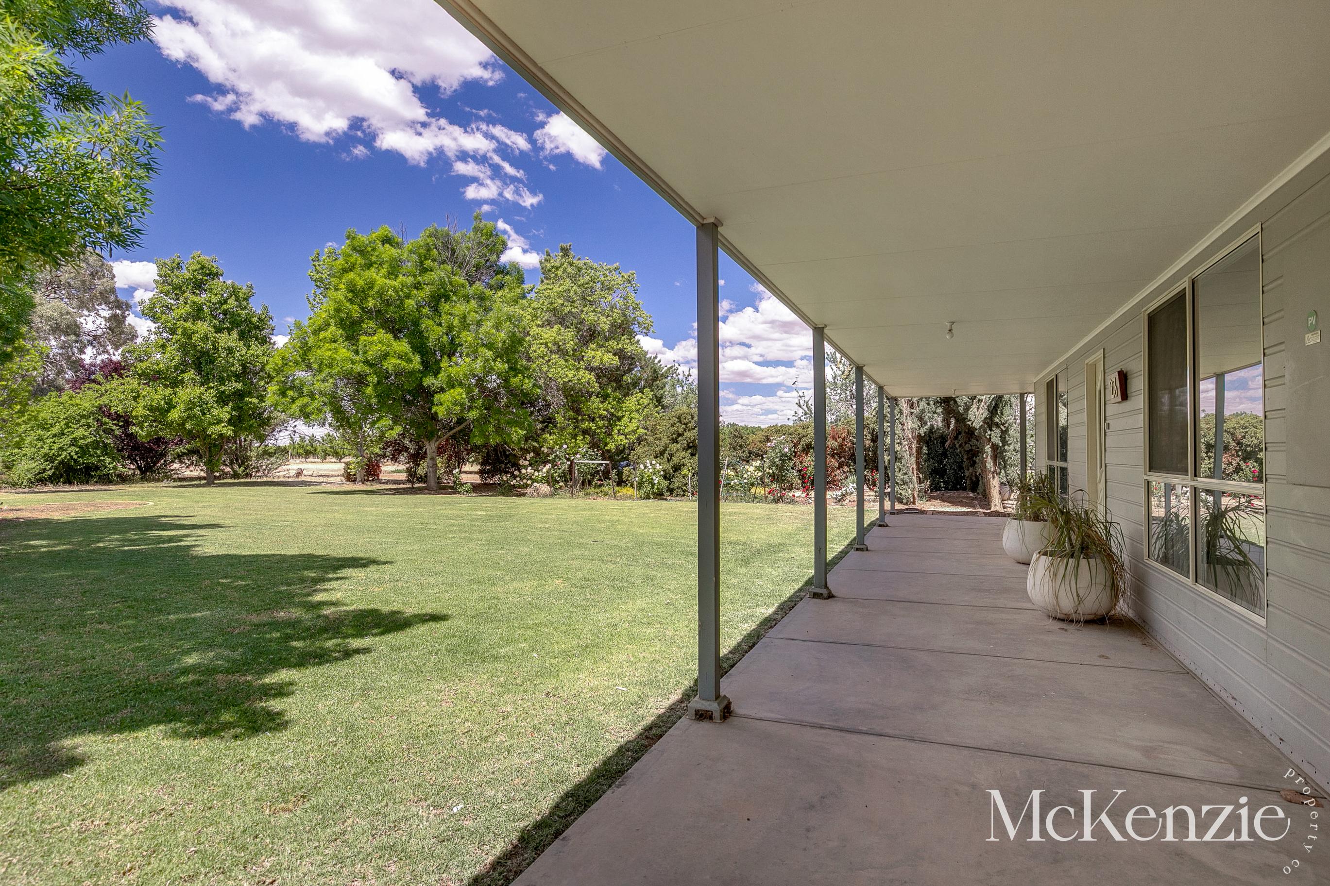 6-bedroom house at 23 Falcon Street, Renmark North, SA 5341, Renmark Paringa, South Australia