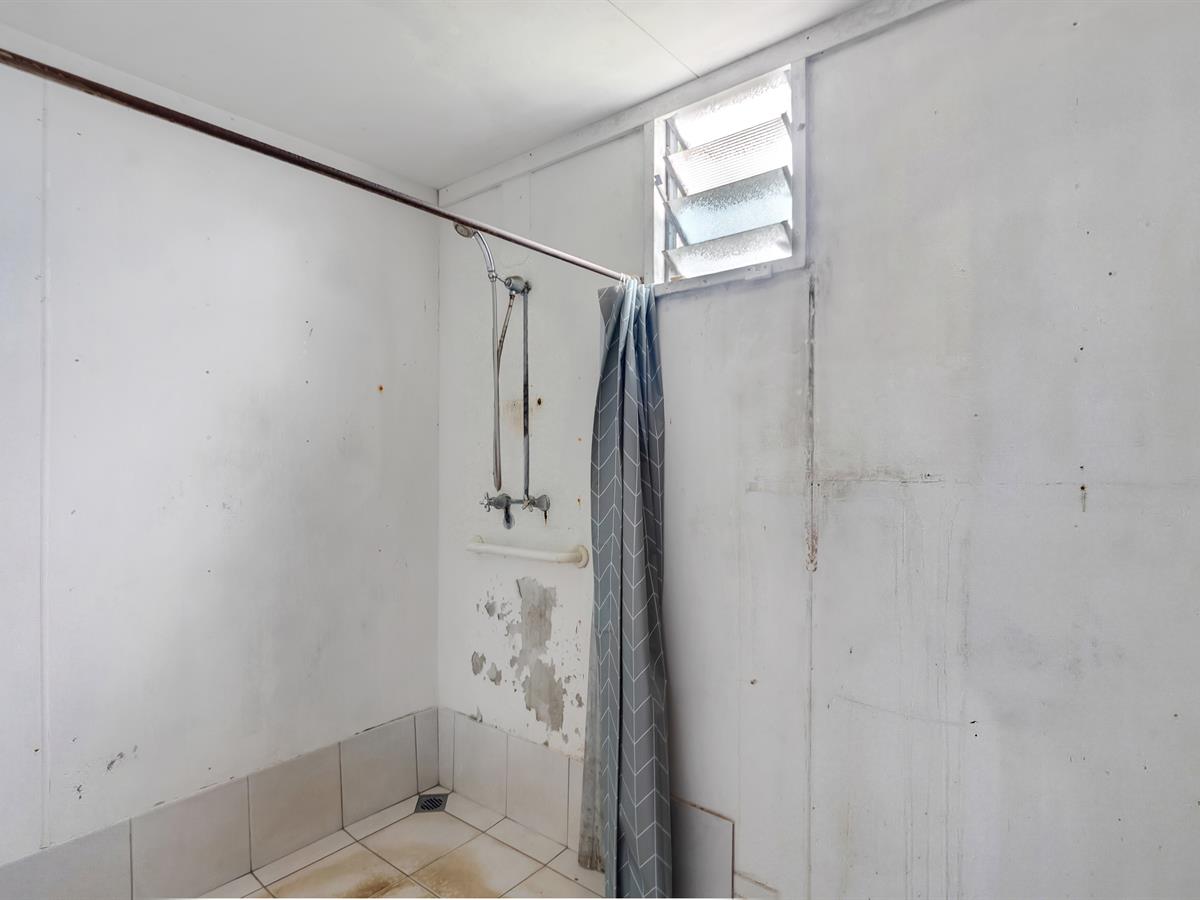 12 BROWN STREET, Woree QLD 4868 - Image 9