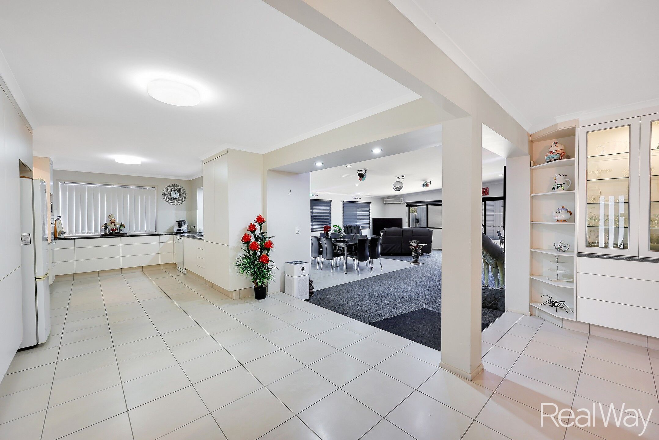15 JENSEN STREET, Avenell Heights QLD 4670 - Image 7