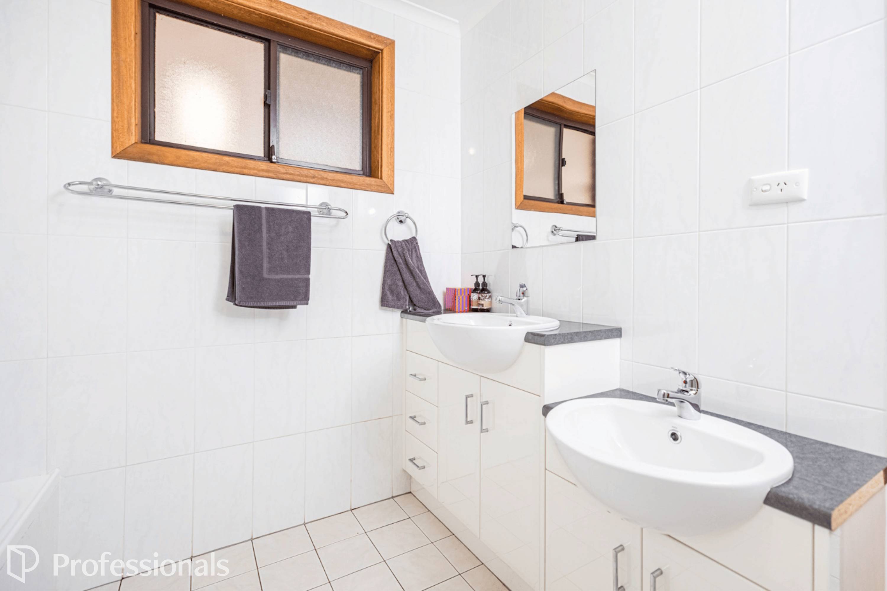 6-bedroom house at 3 NORTH TERRACE, Watervale SA 5452, Clare And Gilbert Valleys, South Australia