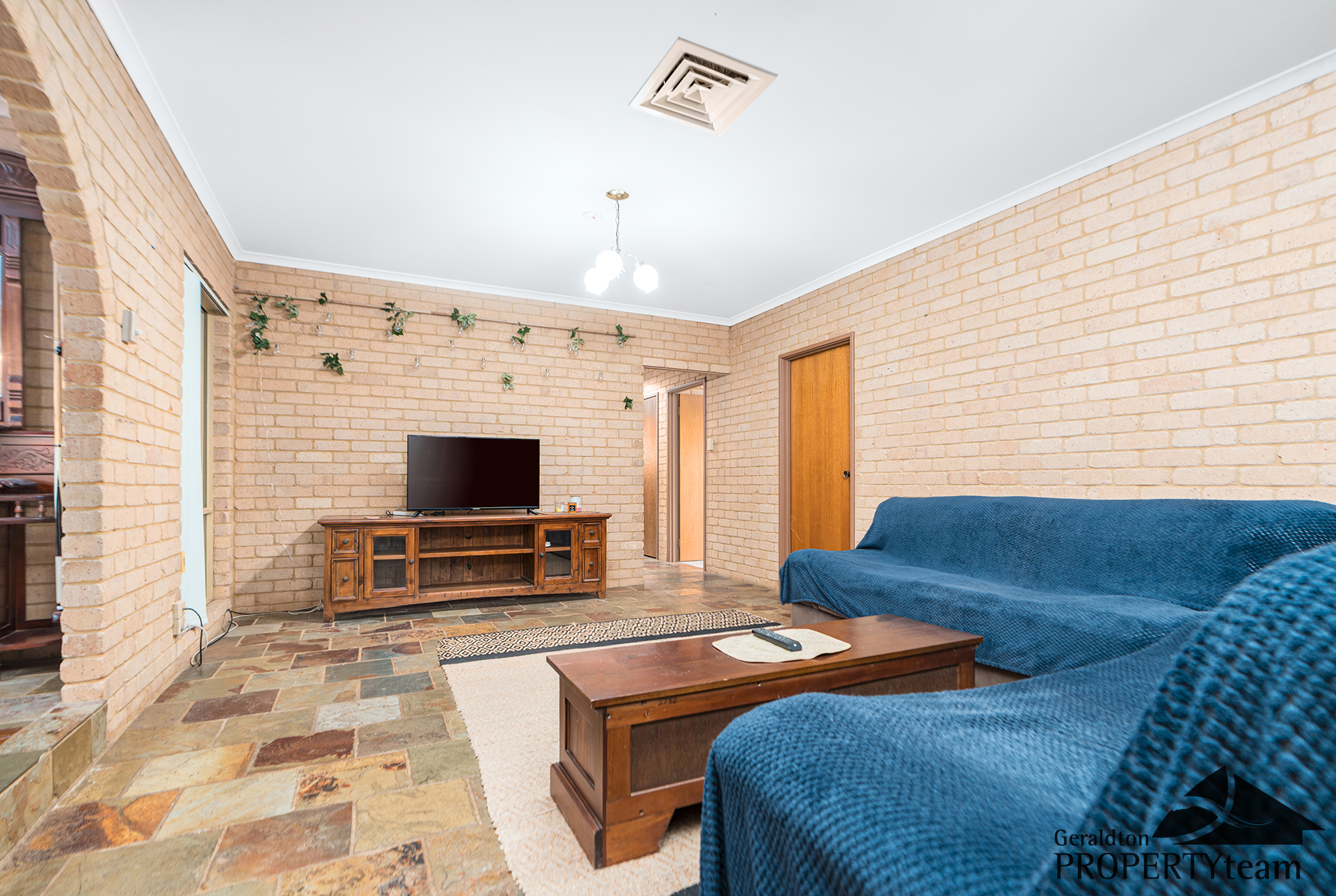 13 GANTHEAUME CRESCENT, Kalbarri WA 6536 - Image 7