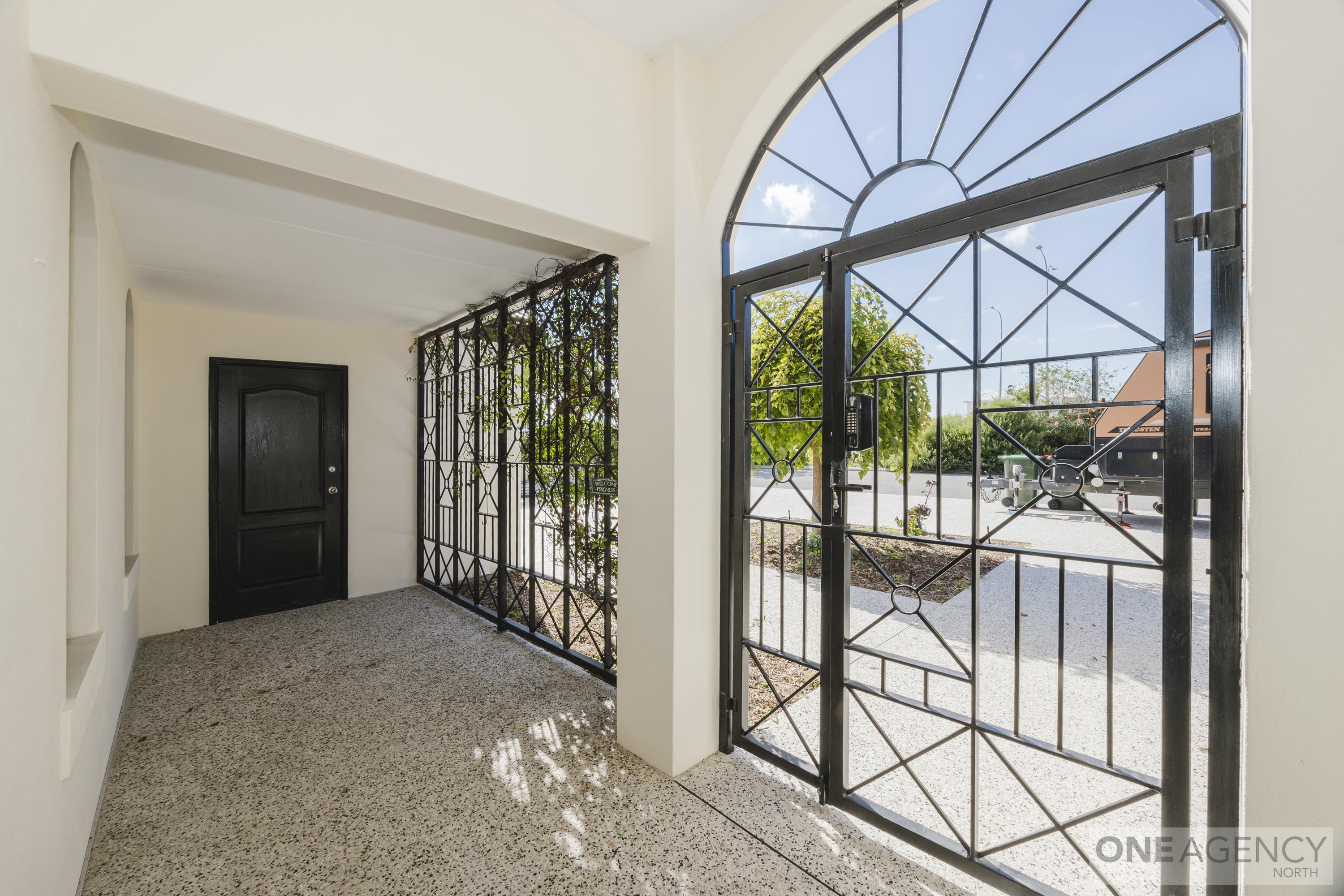 20 BRAMLEY LOOP, Madeley WA 6065 - Image 4