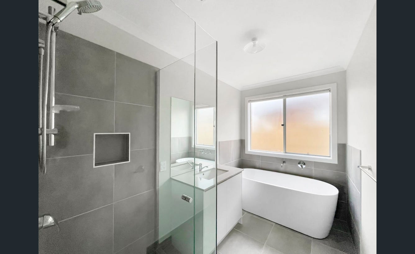 4-bedroom house at 5 Ferngrove Rise, Mount Duneed, VIC 3217, Greater Geelong, Victoria