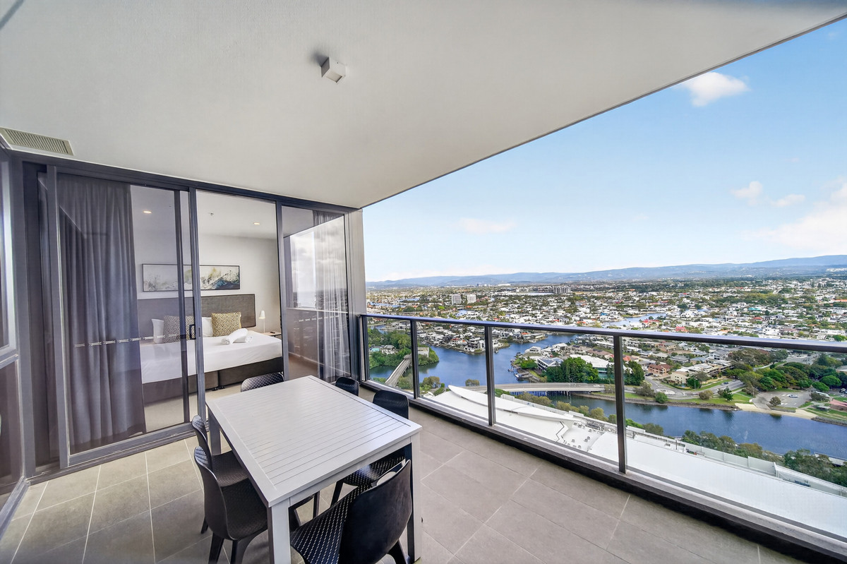 169/31 Queensland Avenue, Broadbeach, Qld, 4218 - Image 8