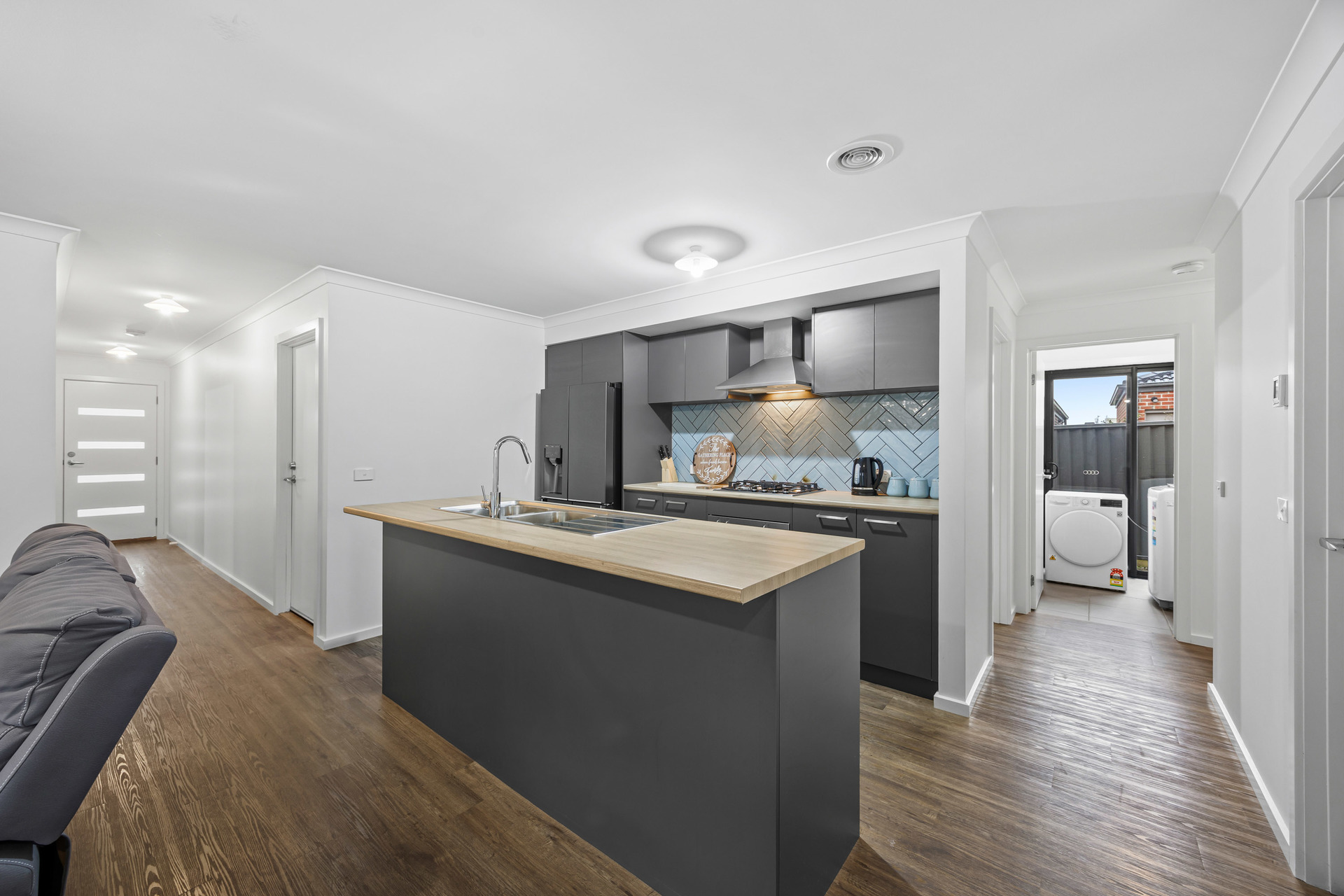 59 CREEKSTONE DRIVE, Alfredton VIC 3350 - Image 2