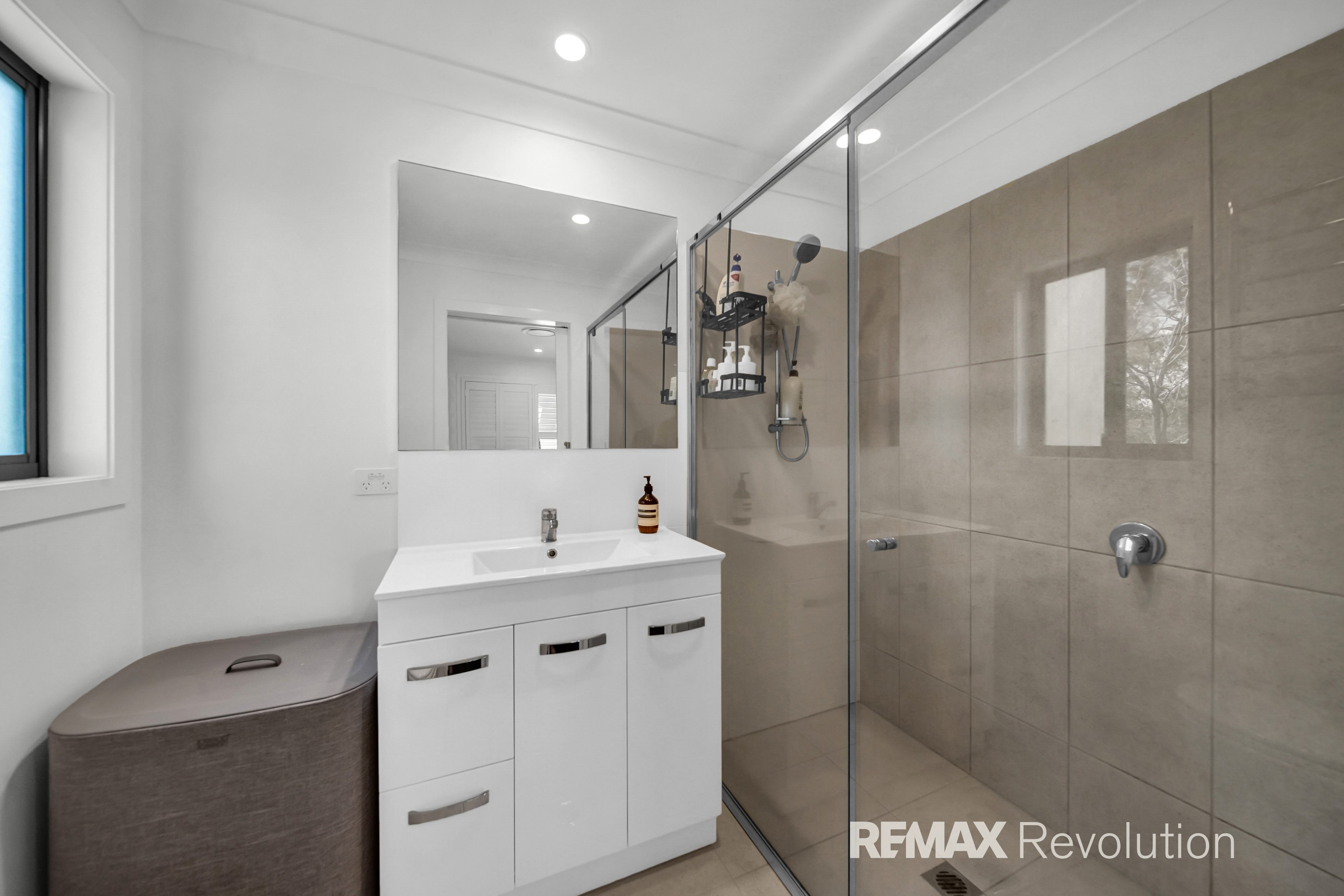 4-bedroom unit at UNIT 12 25-27 ARAFURA AVENUE, Loganholme QLD 4129, Logan, Queensland